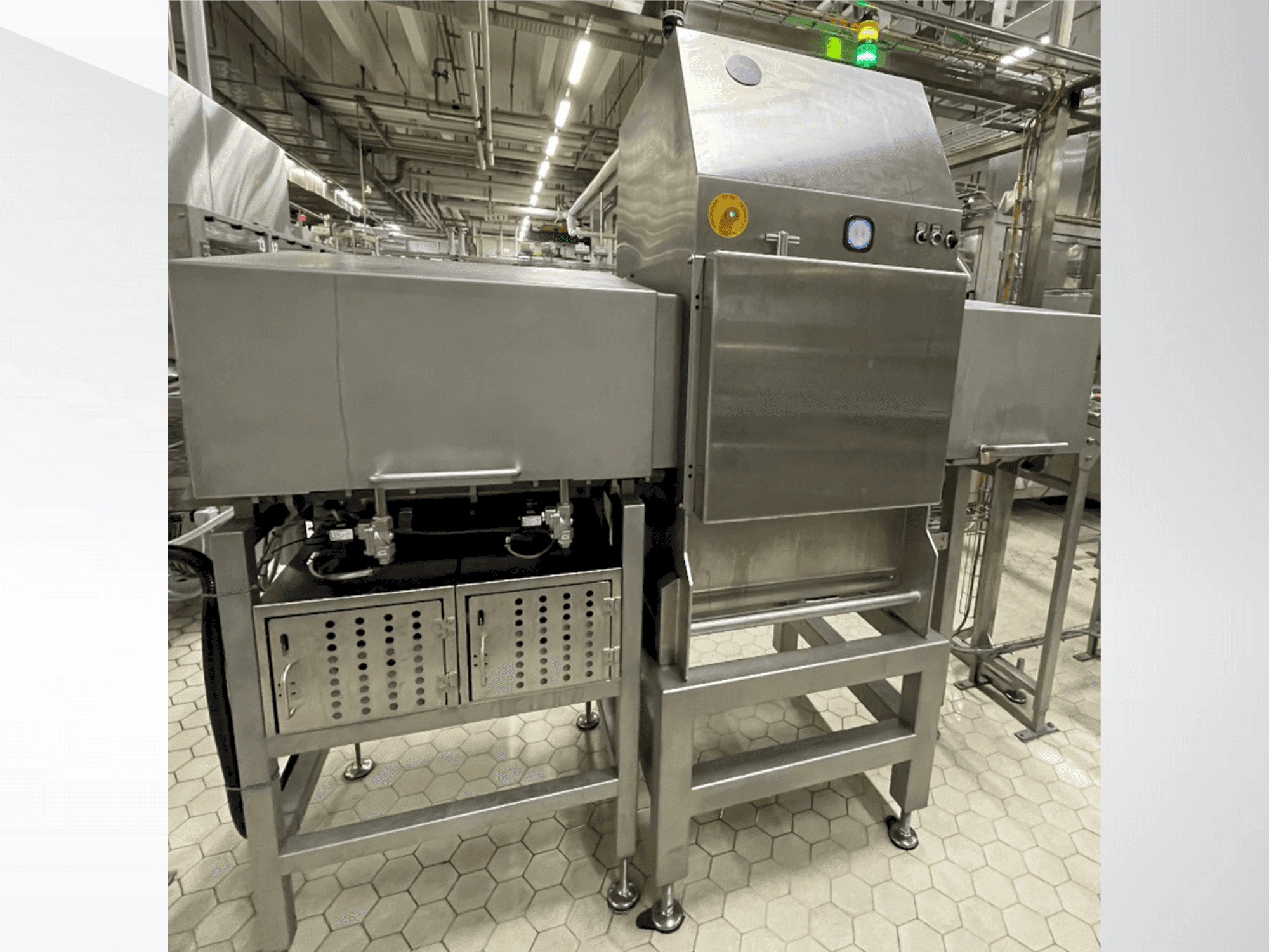 Koneen  WIPOTEC SC 30 etunäkymä