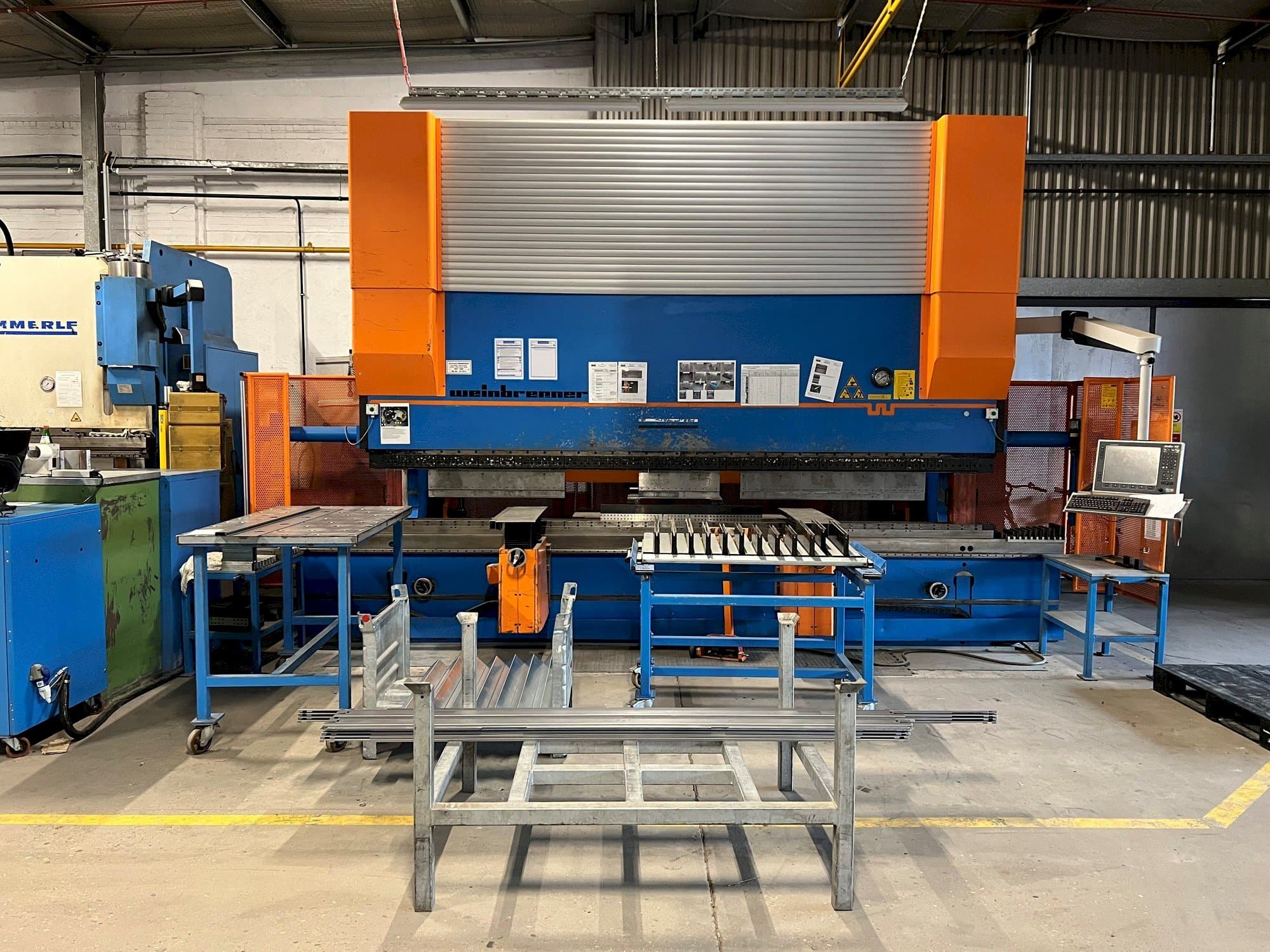 Koneen Weinbrenner GP400 etunäkymä