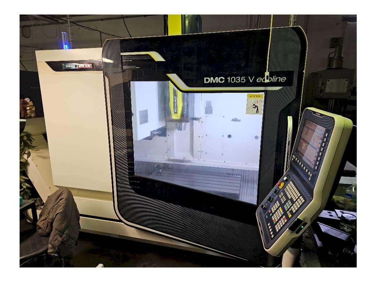 Koneen  DMG DMC 1035 V ecoline etunäkymä