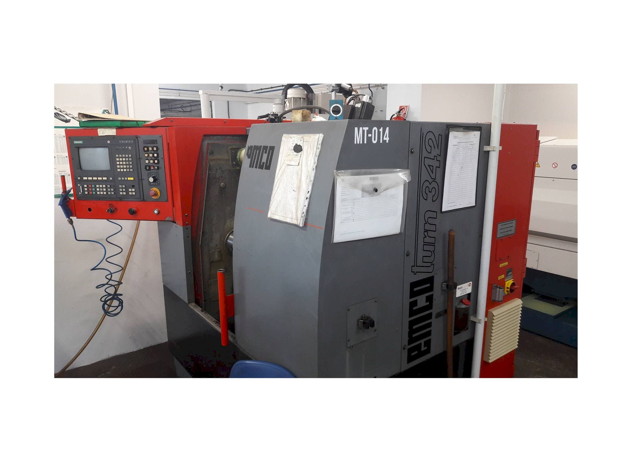 Koneen  EMCO EMCOTURN 342 etunäkymä