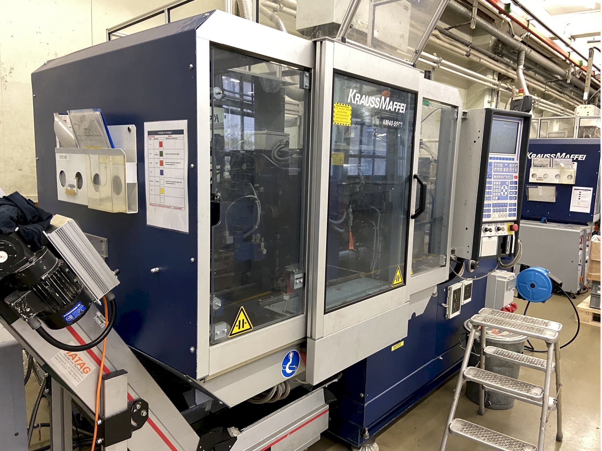 Koneen  Krauss Maffei 40-55 C2 etunäkymä