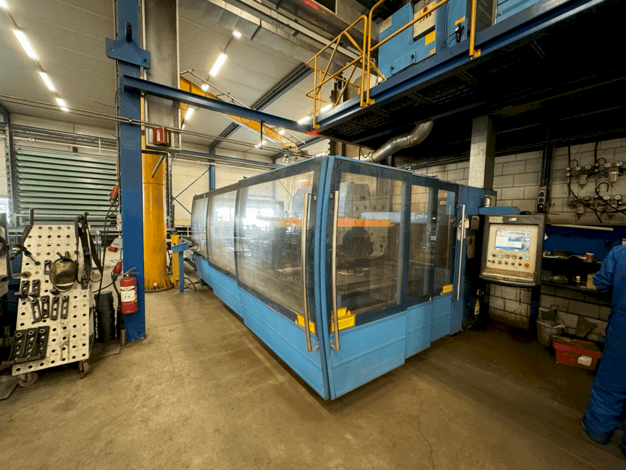 Koneen  Prima Power Platino 1530HS 3kW CO2 etunäkymä