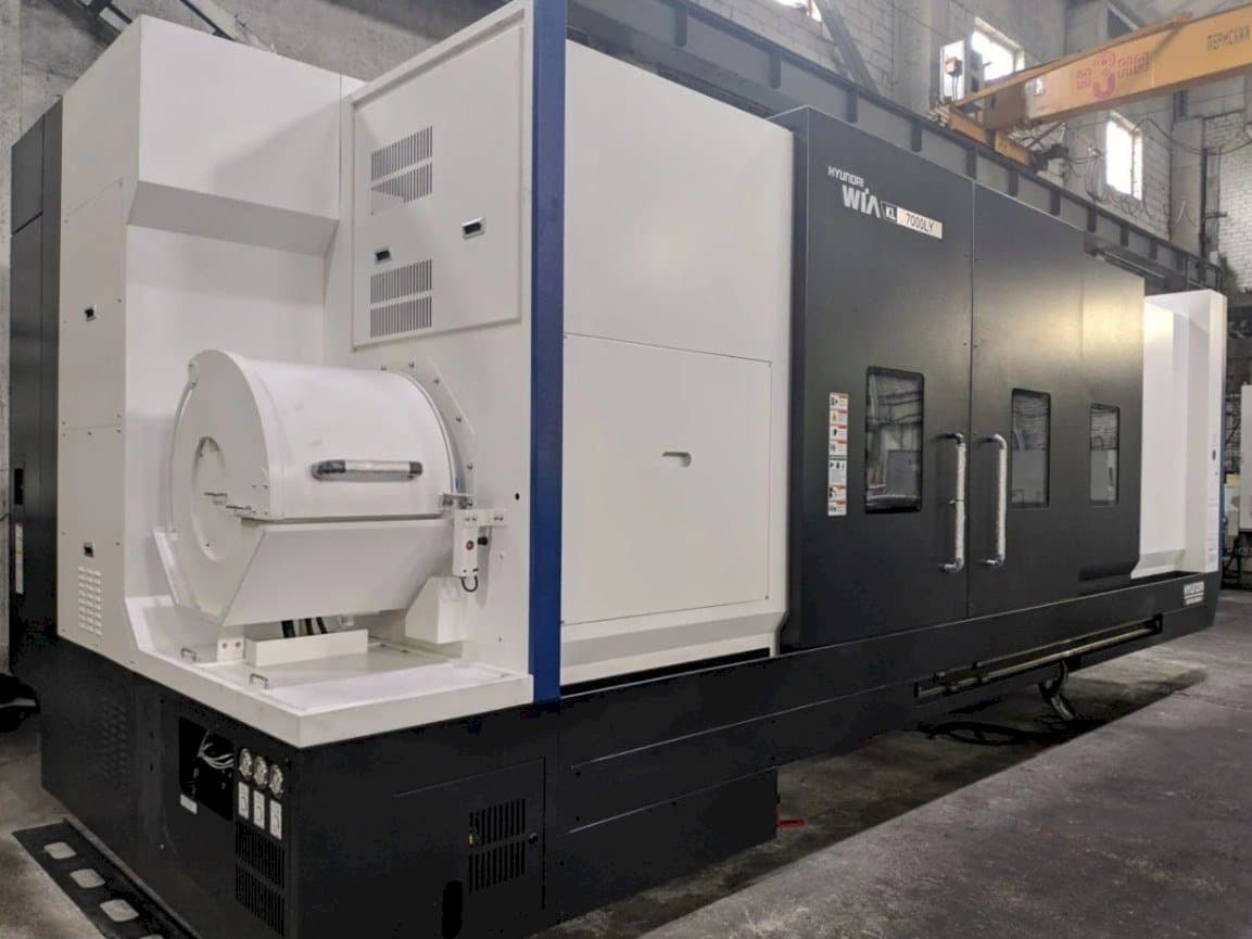 Koneen  Hyundai Wia KL 7000 LY etunäkymä