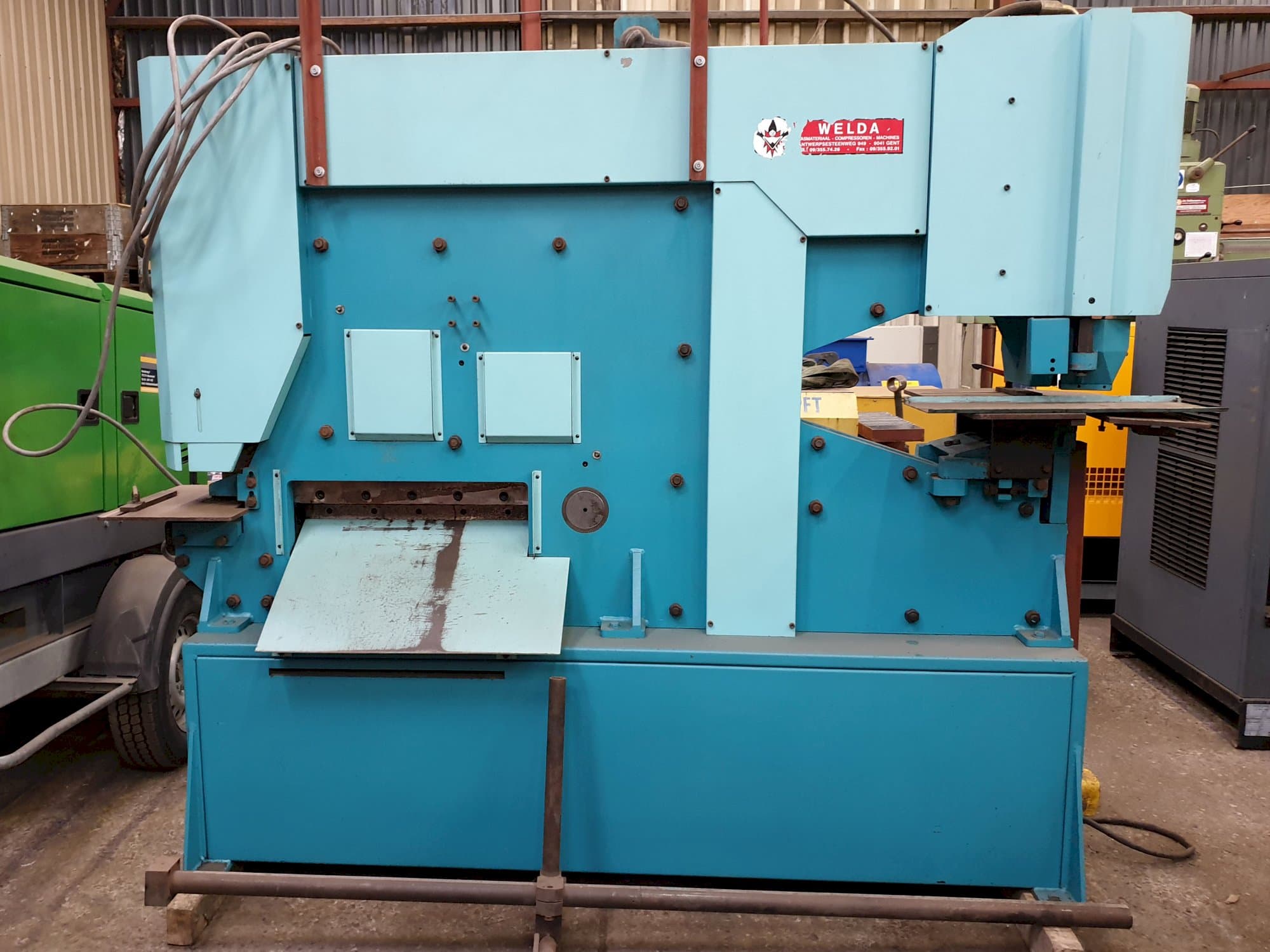 Koneen  IMS etunäkymä HY 120