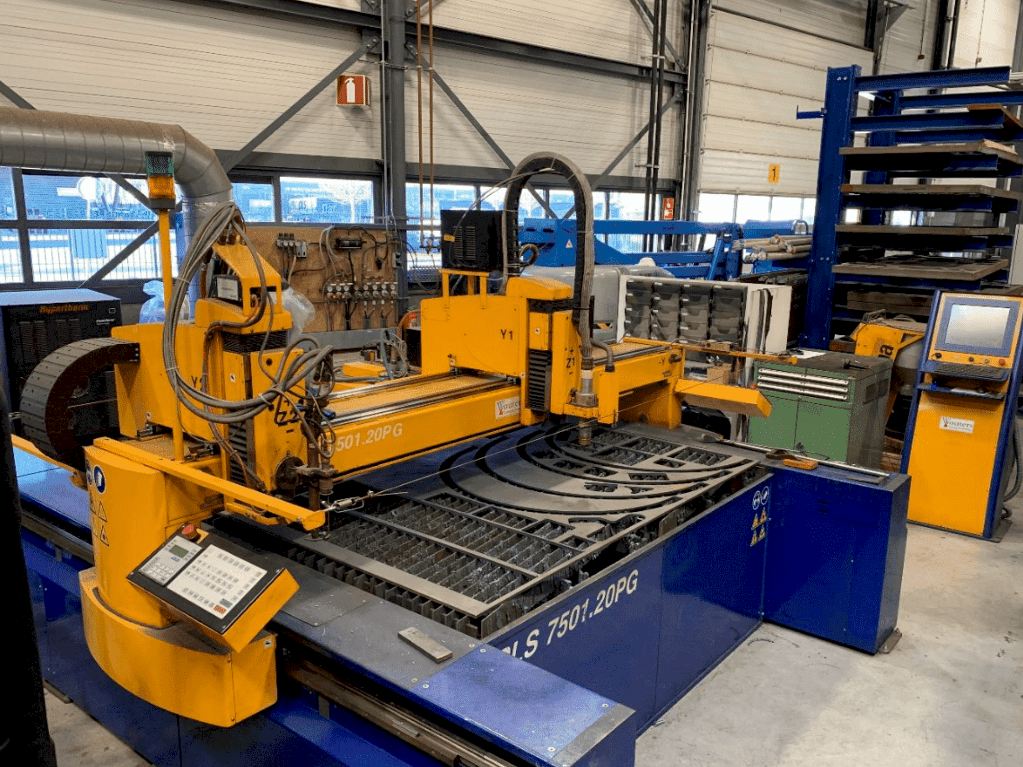 Koneen  MicroStep PLS7501.20PG etunäkymä