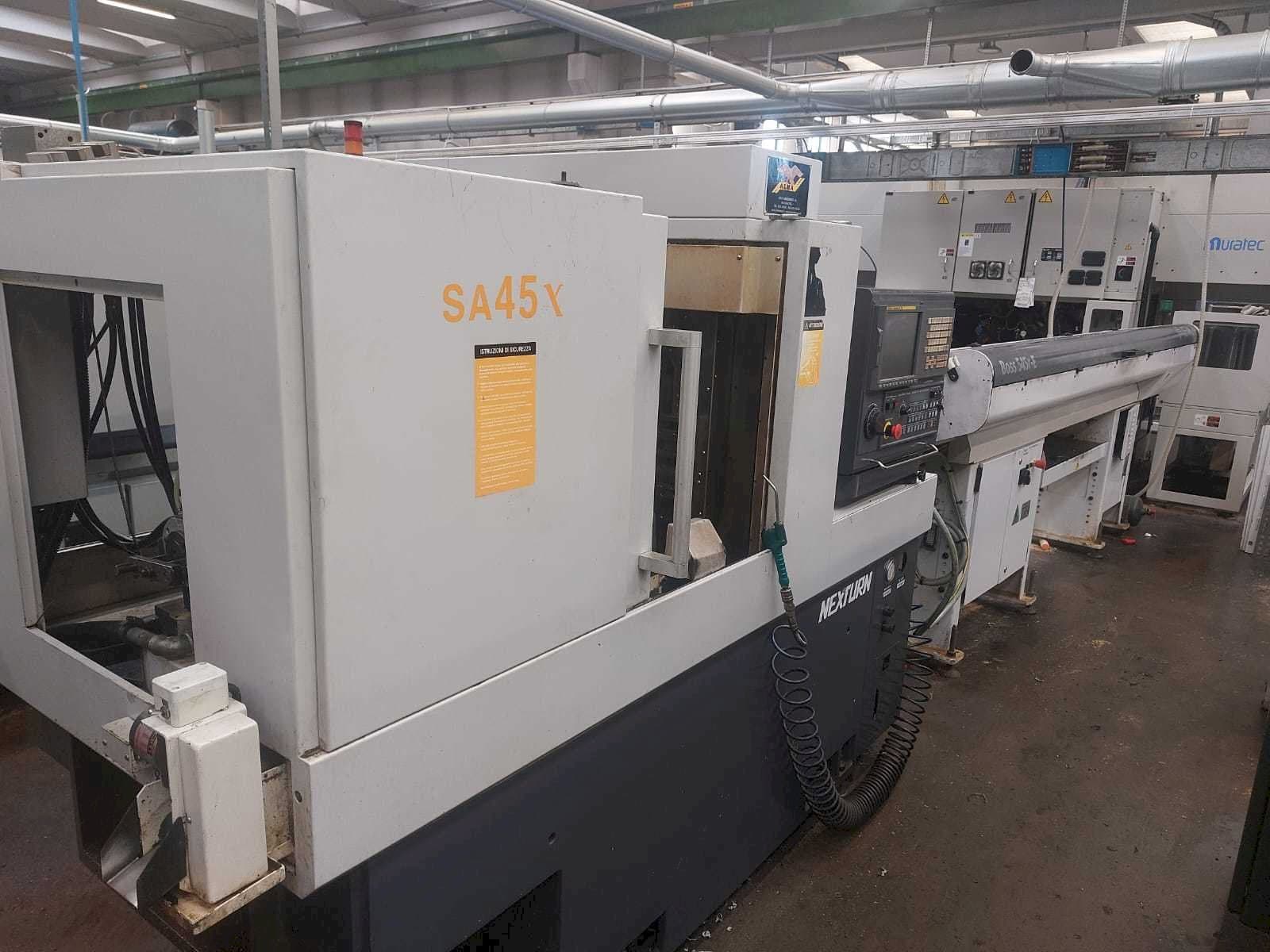 Koneen  Nexturn SA 45X vasemman sivun näkymä