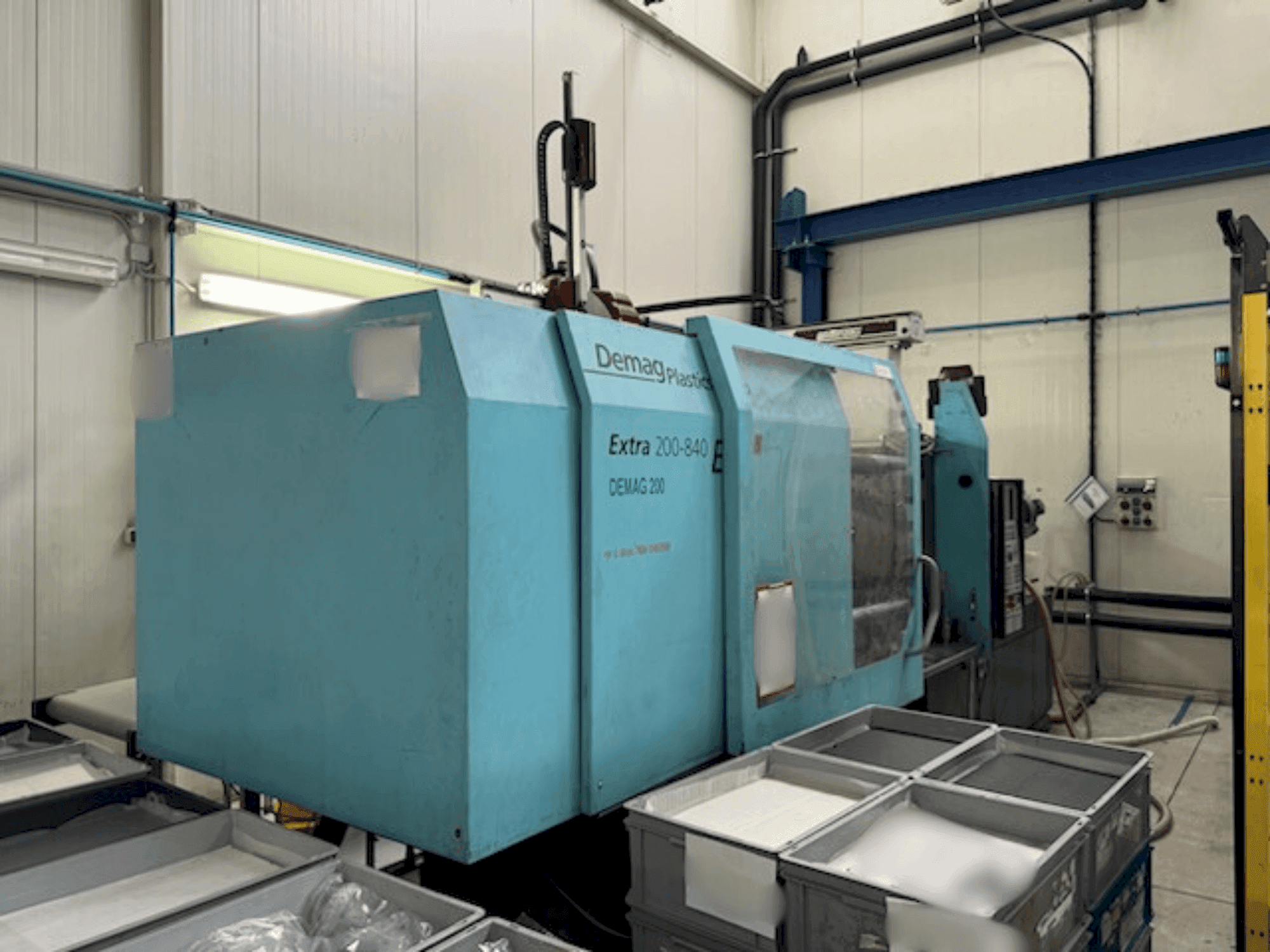 Koneen  DEMAG Extra 200-840 etunäkymä