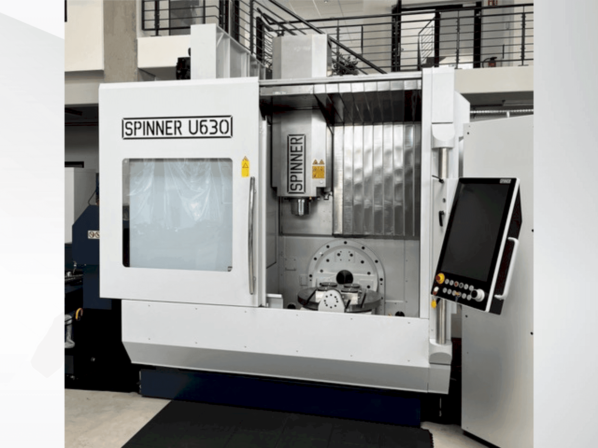 Koneen  SPINNER U5-630- 54T etunäkymä