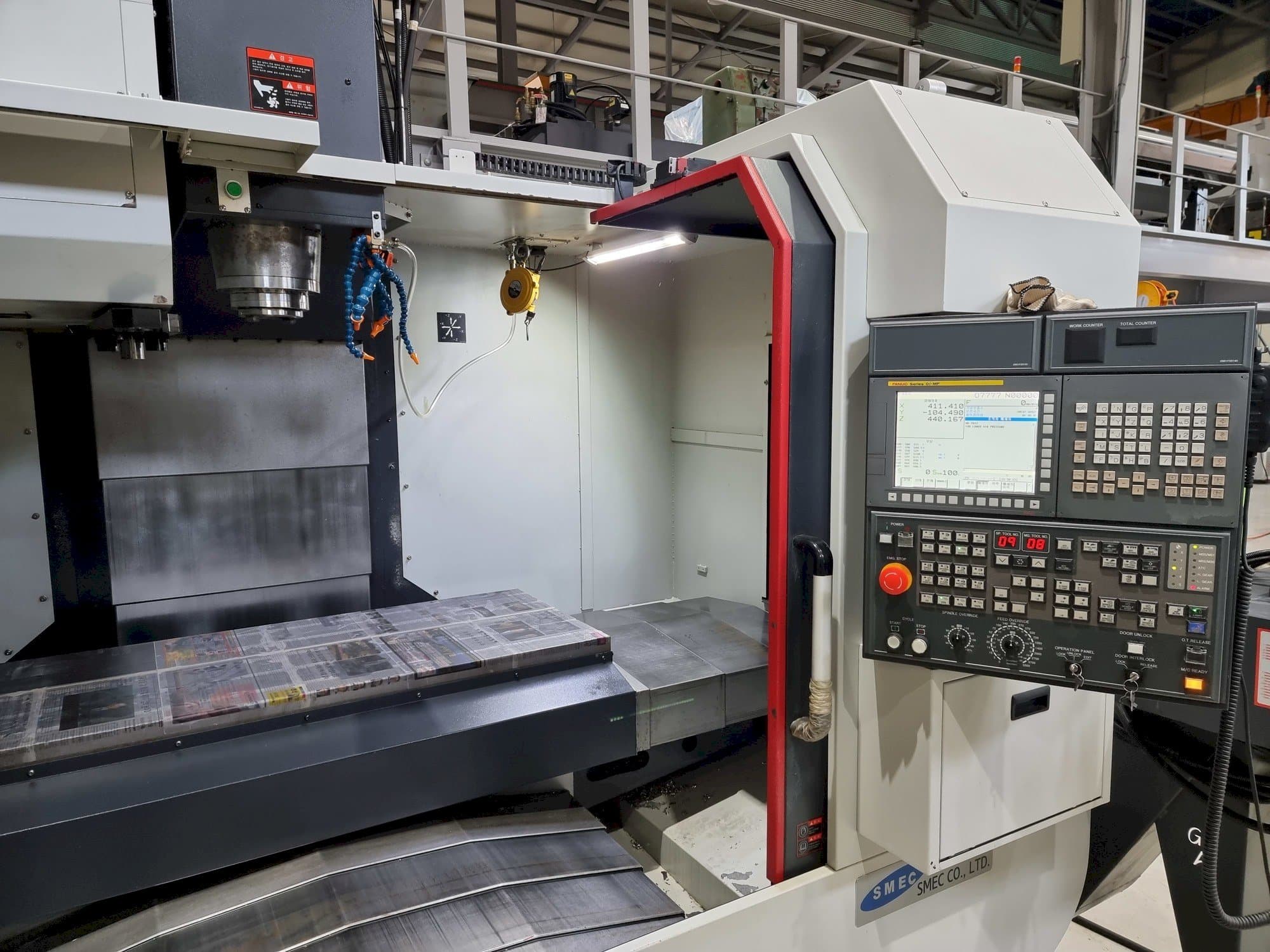 Koneen  SMEC LCV 650 etunäkymä