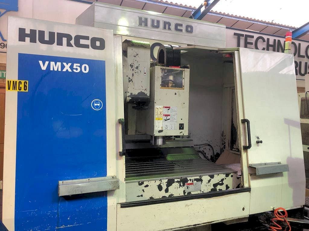 Koneen  Hurco VMX 50/40T etunäkymä
