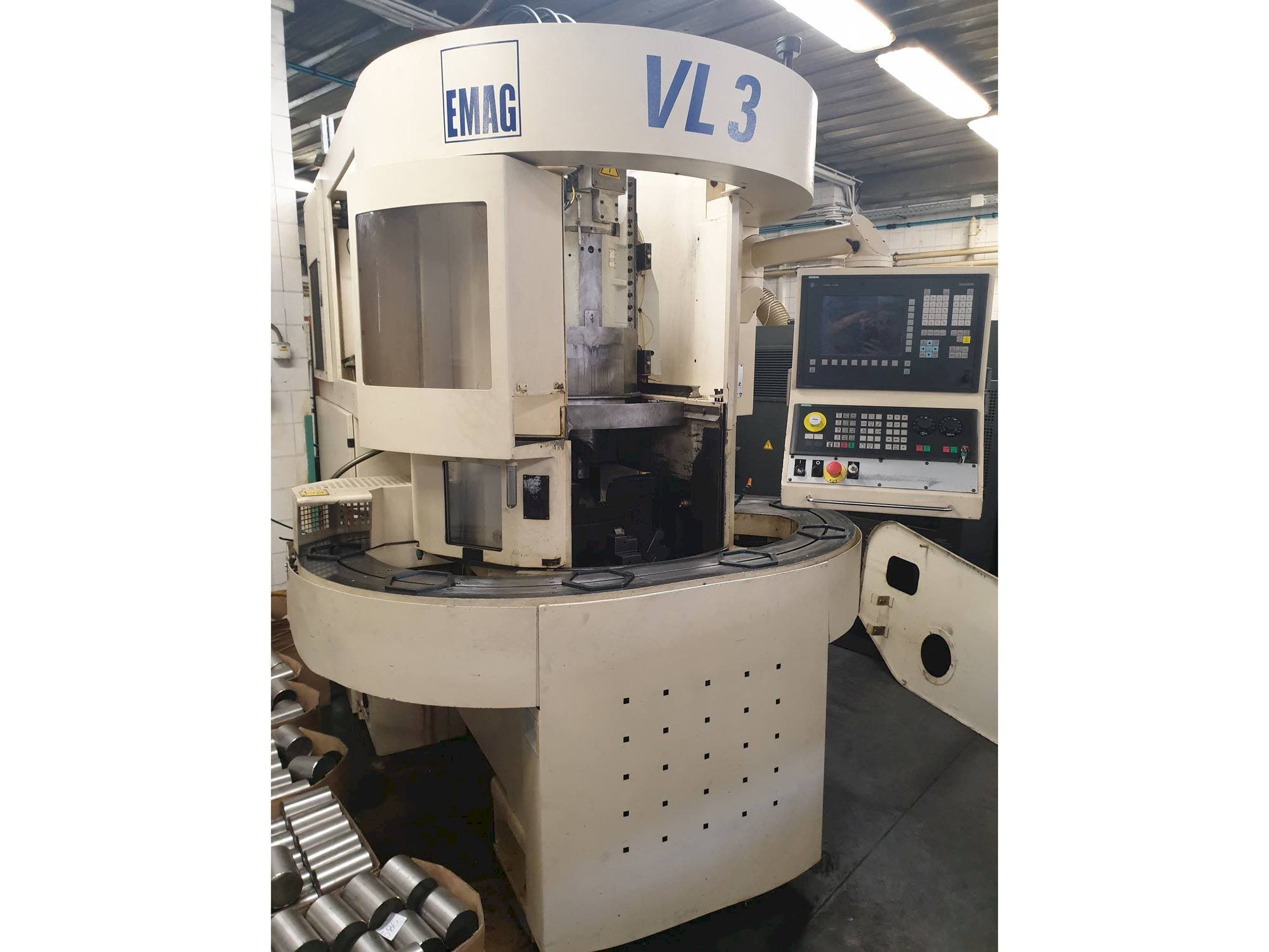 Koneen  EMAG VL 3 etunäkymä
