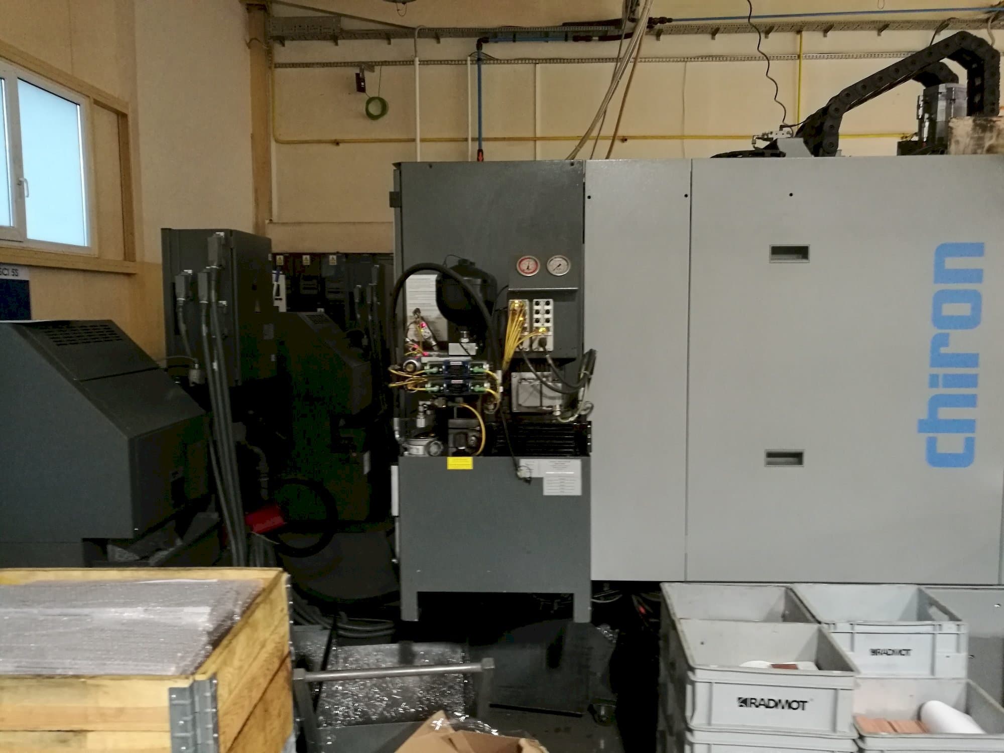 Koneen  CHIRON FZ 12 KS etunäkymä