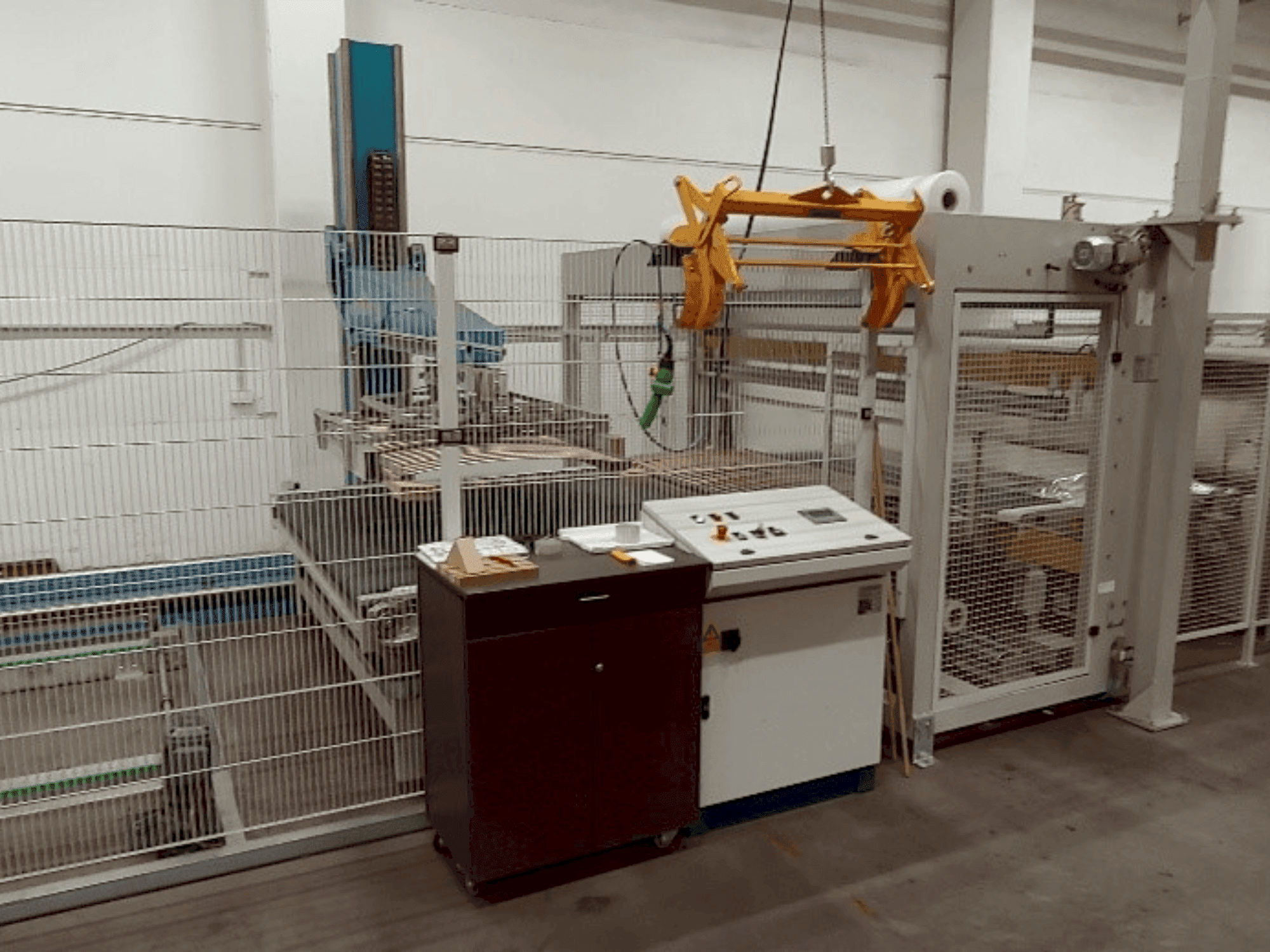 Koneen  ERREGI 300 LP etunäkymä