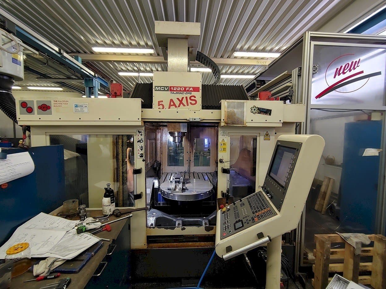 Koneen  TAJMAC-ZPS MCV 1220 etunäkymä