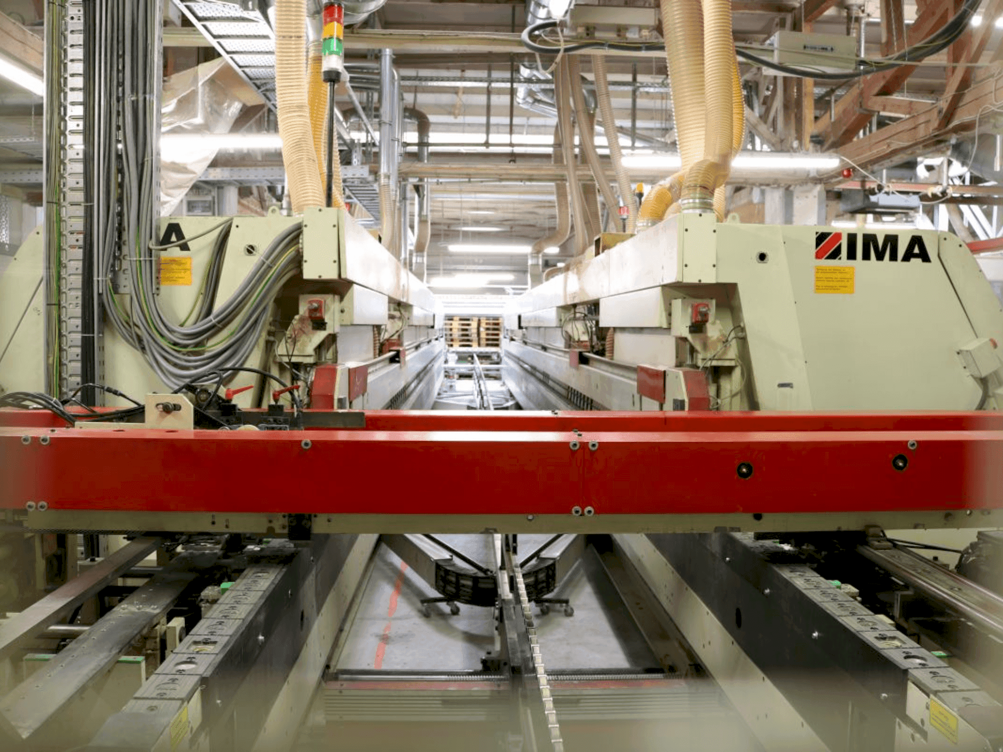 Koneen  IMA Angular transfer etunäkymä