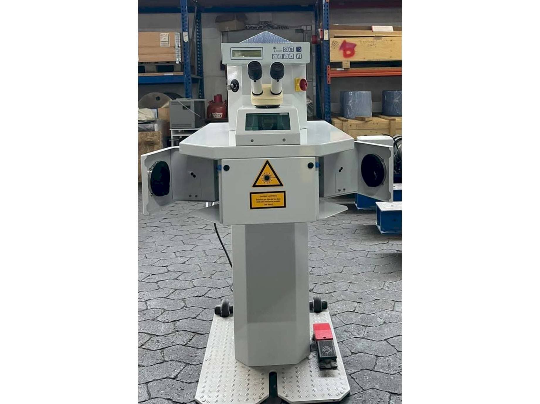 Koneen ALPHA LASER ALO 30 etunäkymä