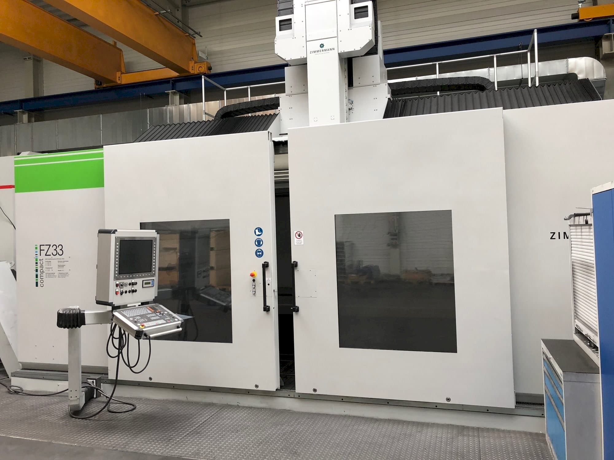 Koneen  Zimmermann FZ33C etunäkymä