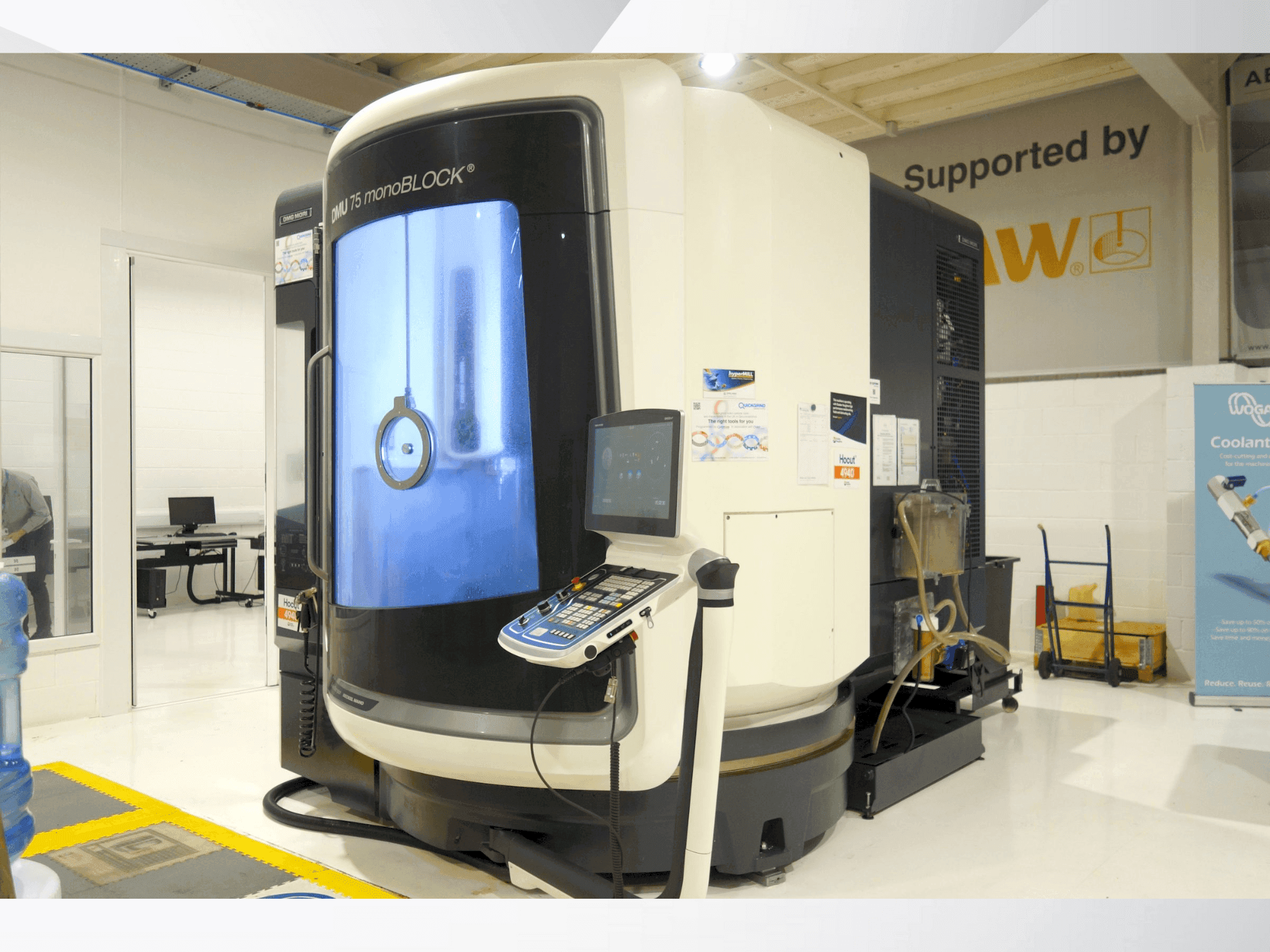 Koneen  DMG MORI DMU 75 Monoblock etunäkymä