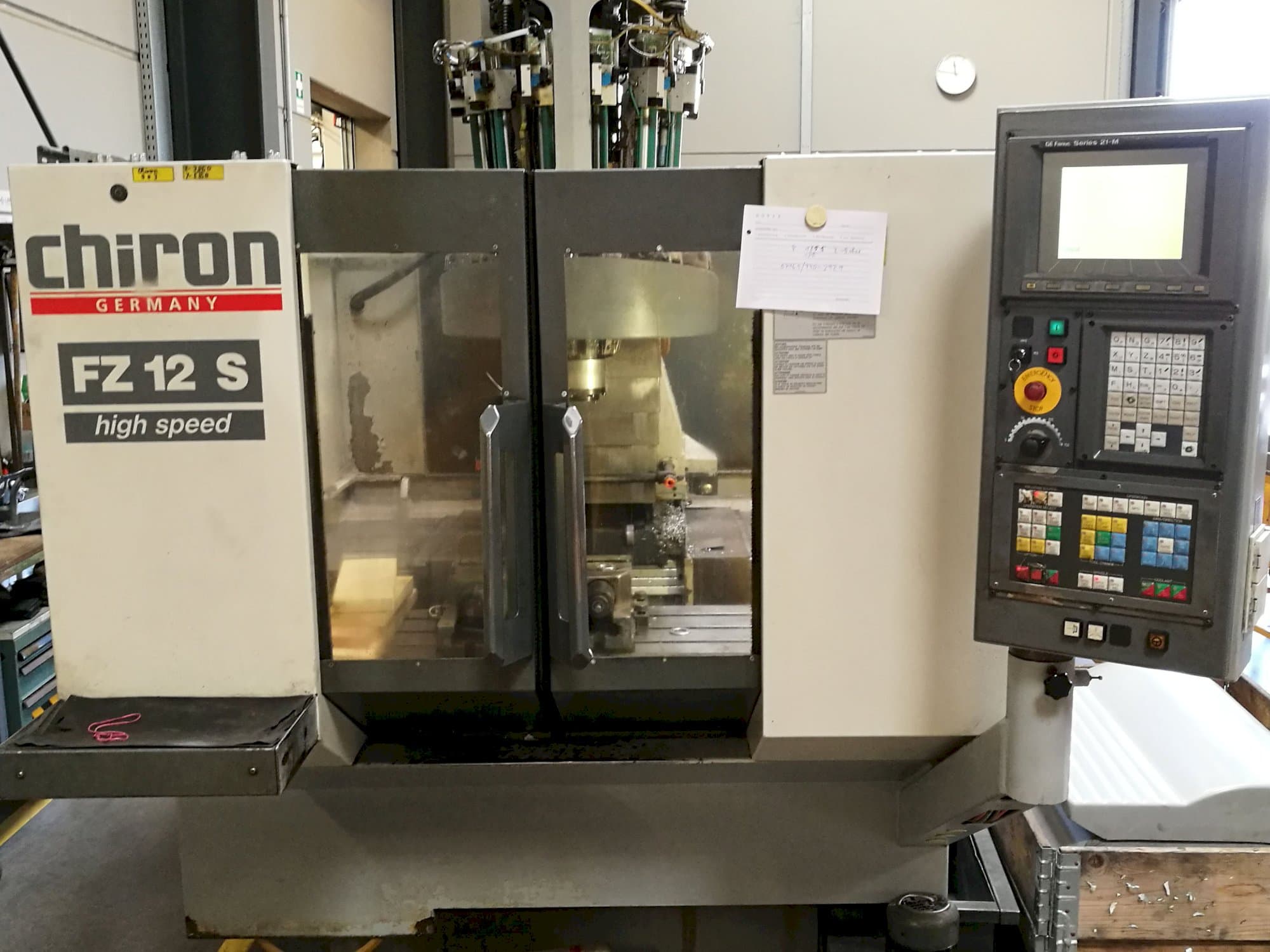 Koneen  Chiron etunäkymä FZ 12 S