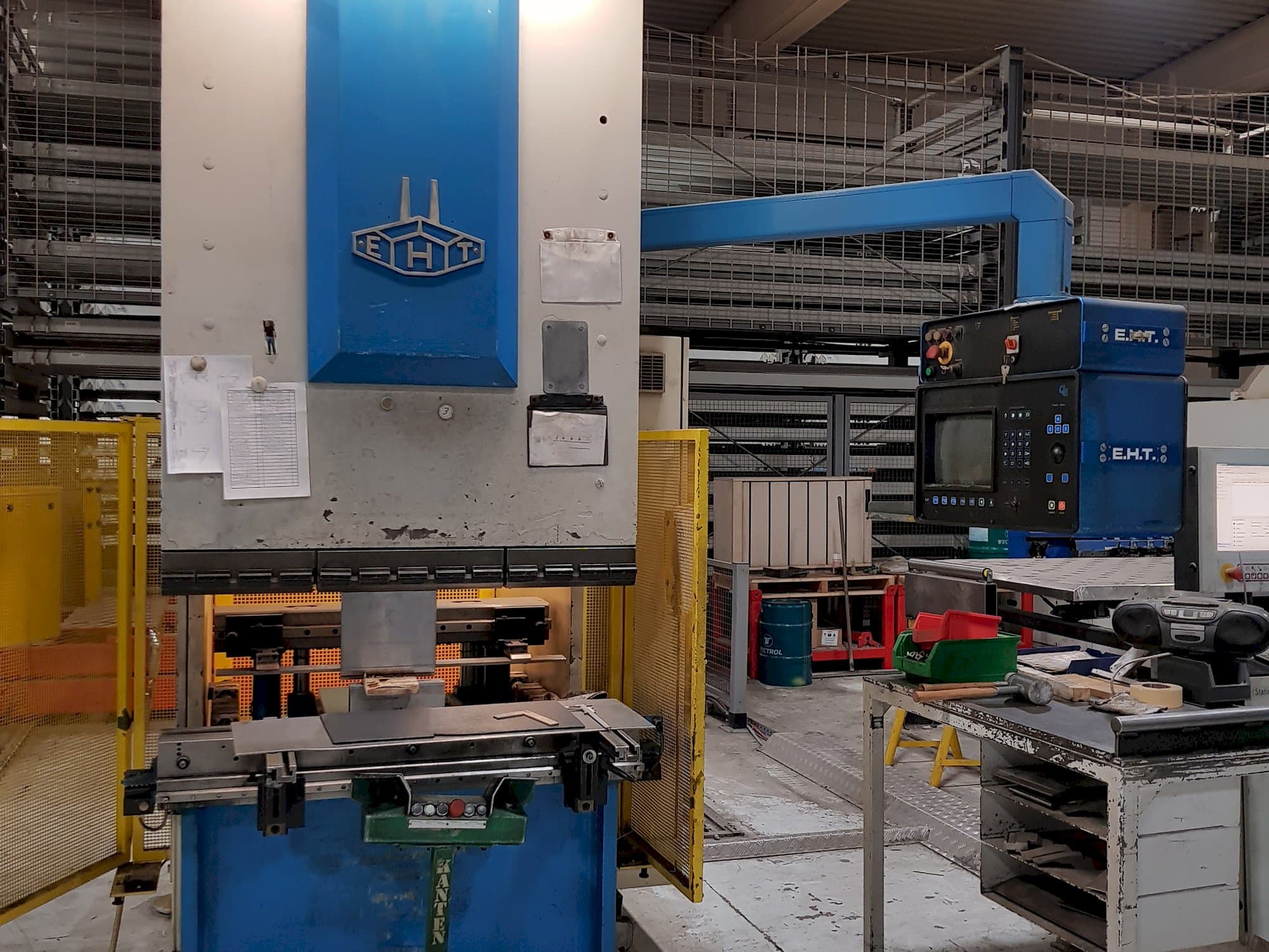 Koneen  EHT EHP 5.5-12 etunäkymä