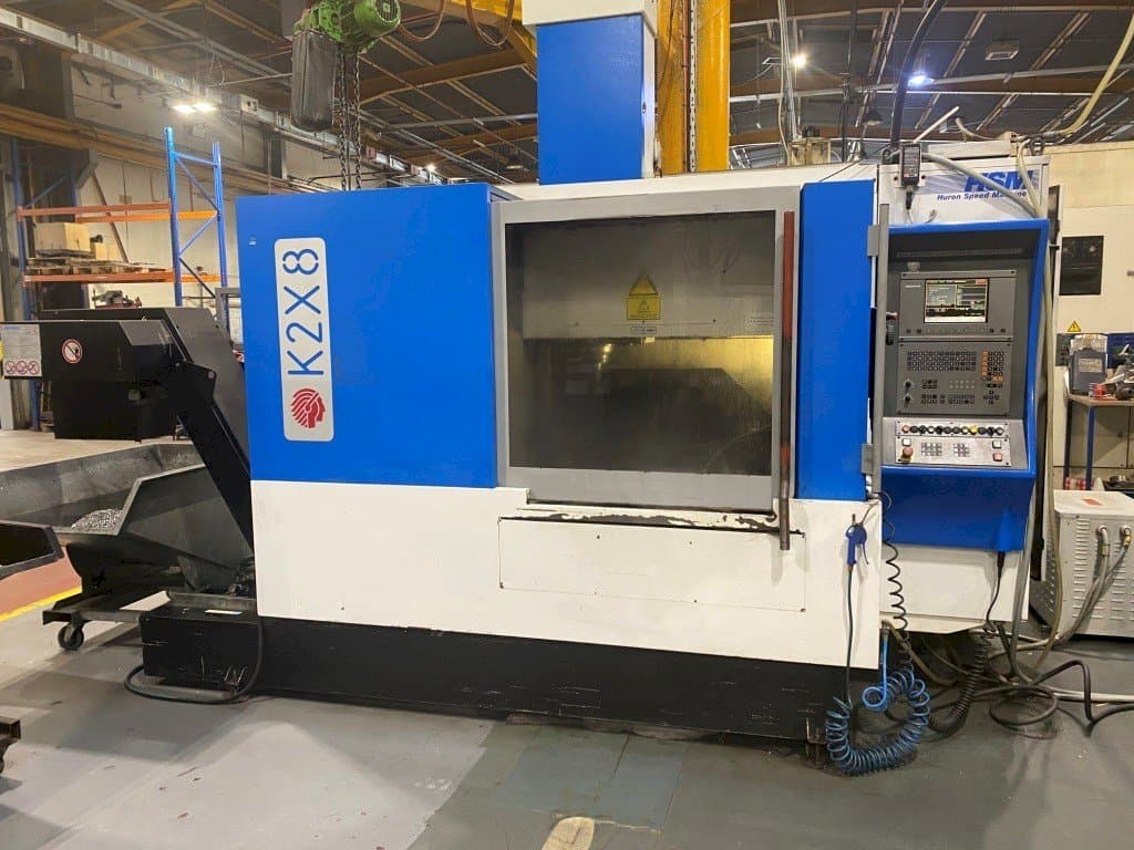 Koneen  Huron K2X8 etunäkymä