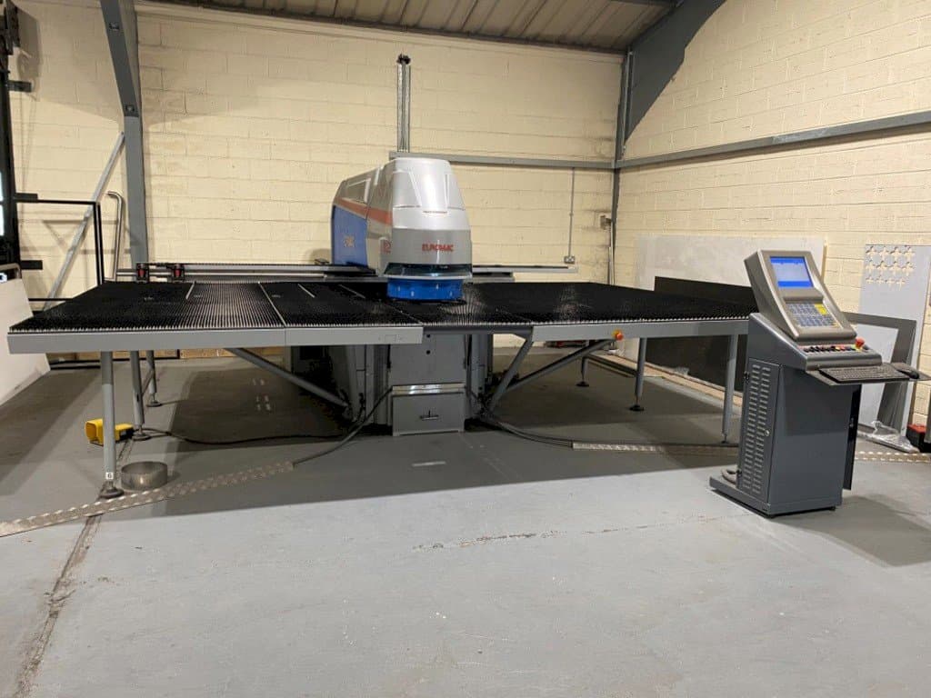 Koneen  Euromac 1500 STX Flex 12 Hybrid etunäkymä