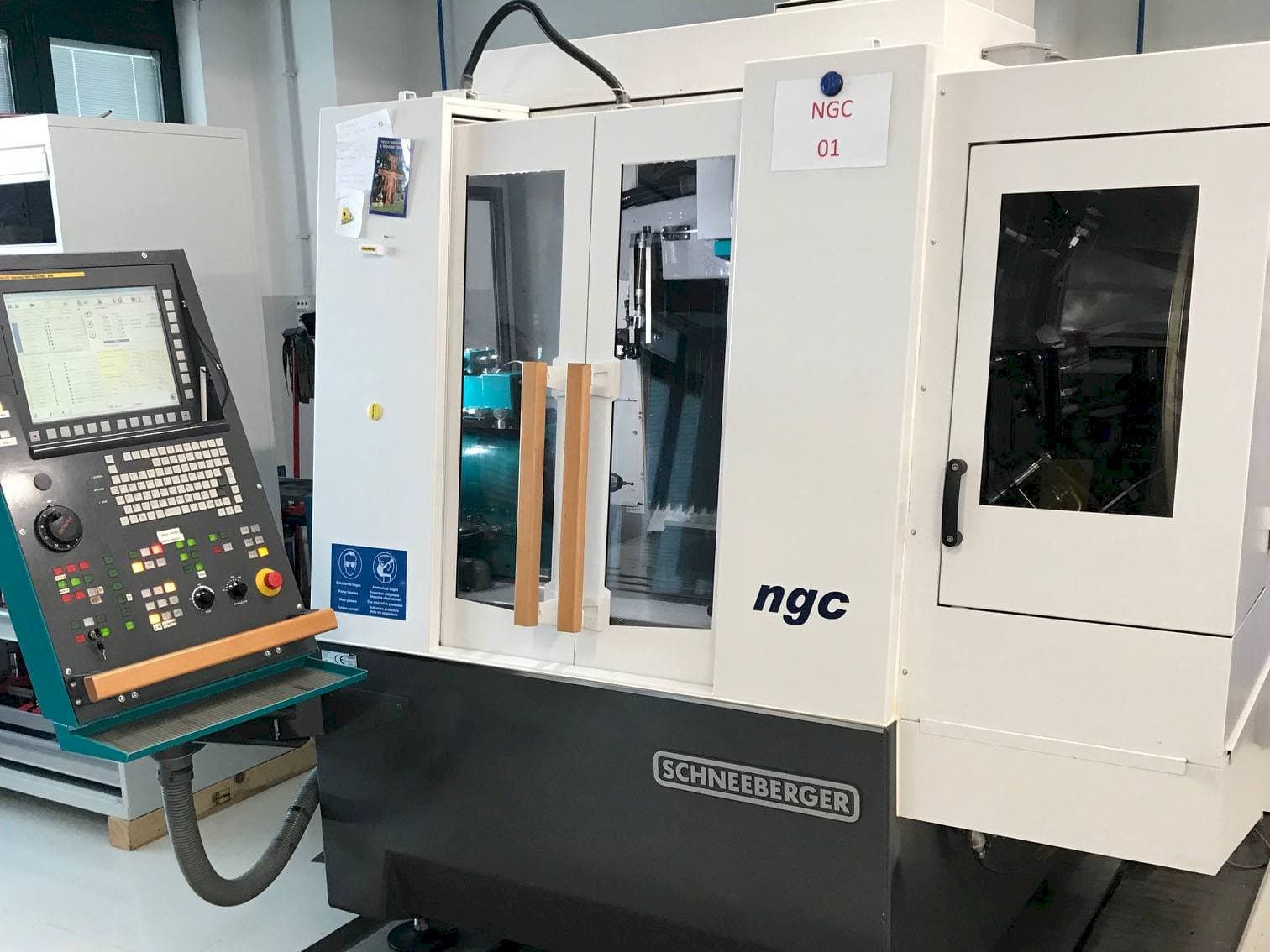 Koneen  Schneeberger NGC etunäkymä