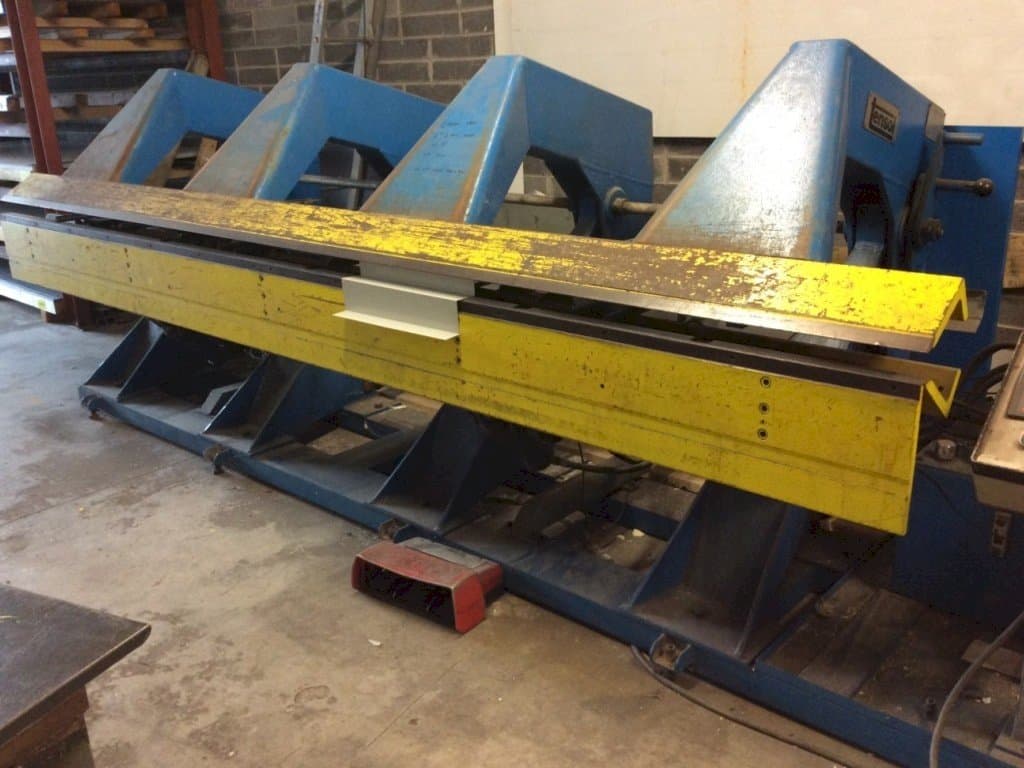 Koneen  Tensol P200-4 etunäkymä