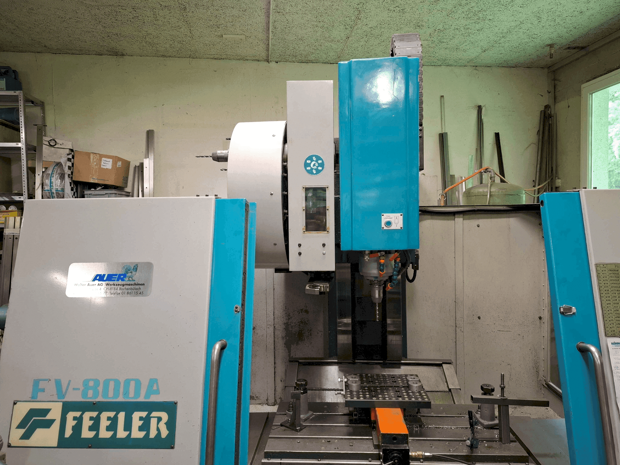 Koneen  Feeler FV-800A etunäkymä