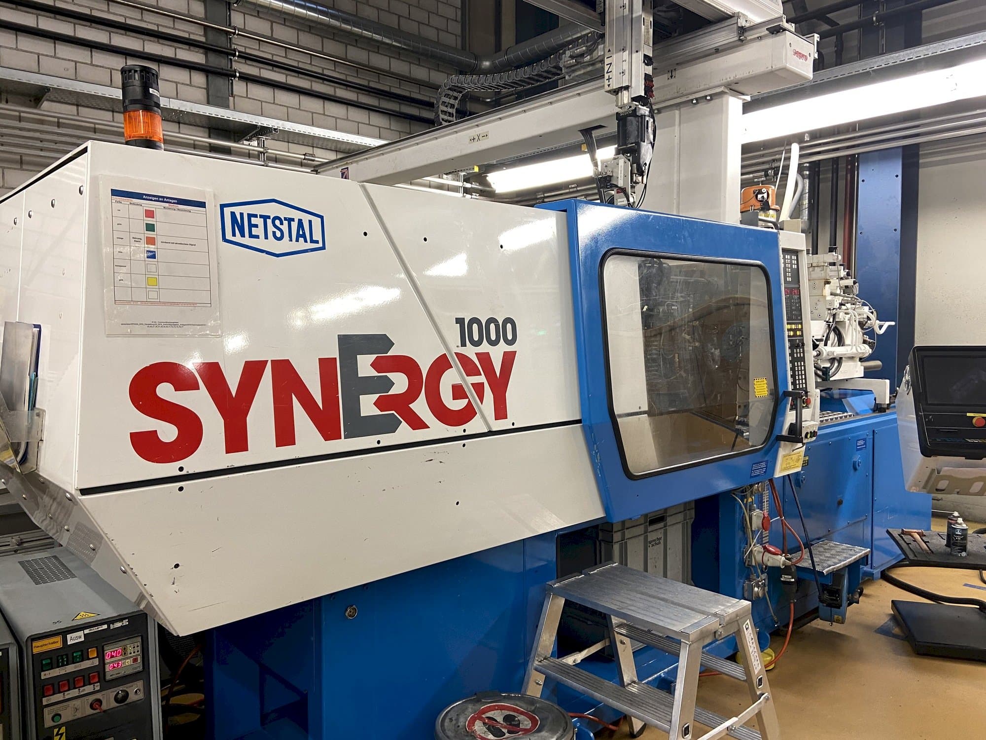 Koneen  Netstal Synergy 1000-230 etunäkymä