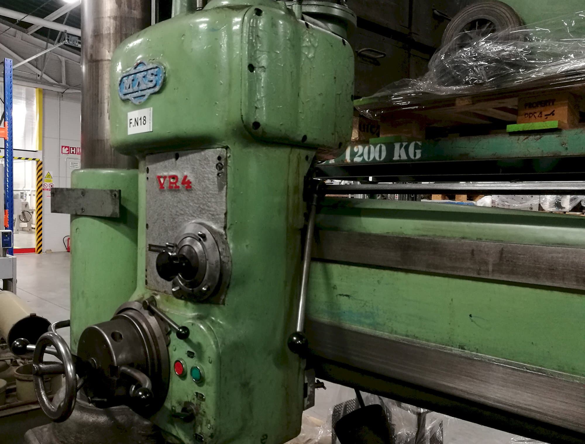 Koneen  KOVOSVIT MAS vasen näkymä VR 4