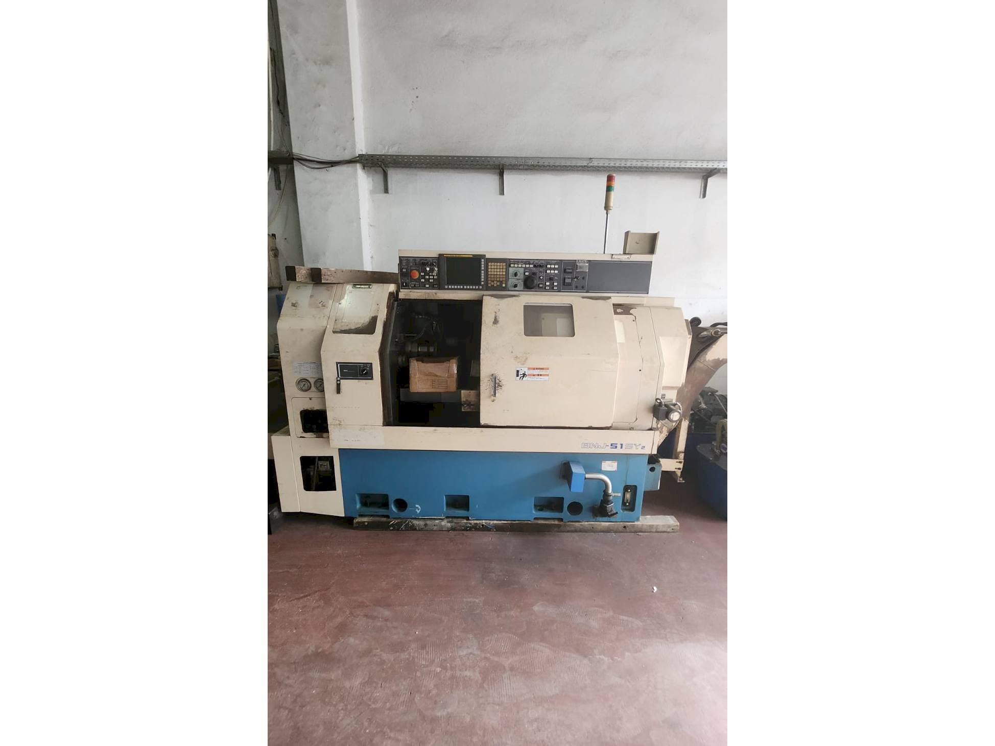 Koneen  Miyano BNJ 42 SY etunäkymä