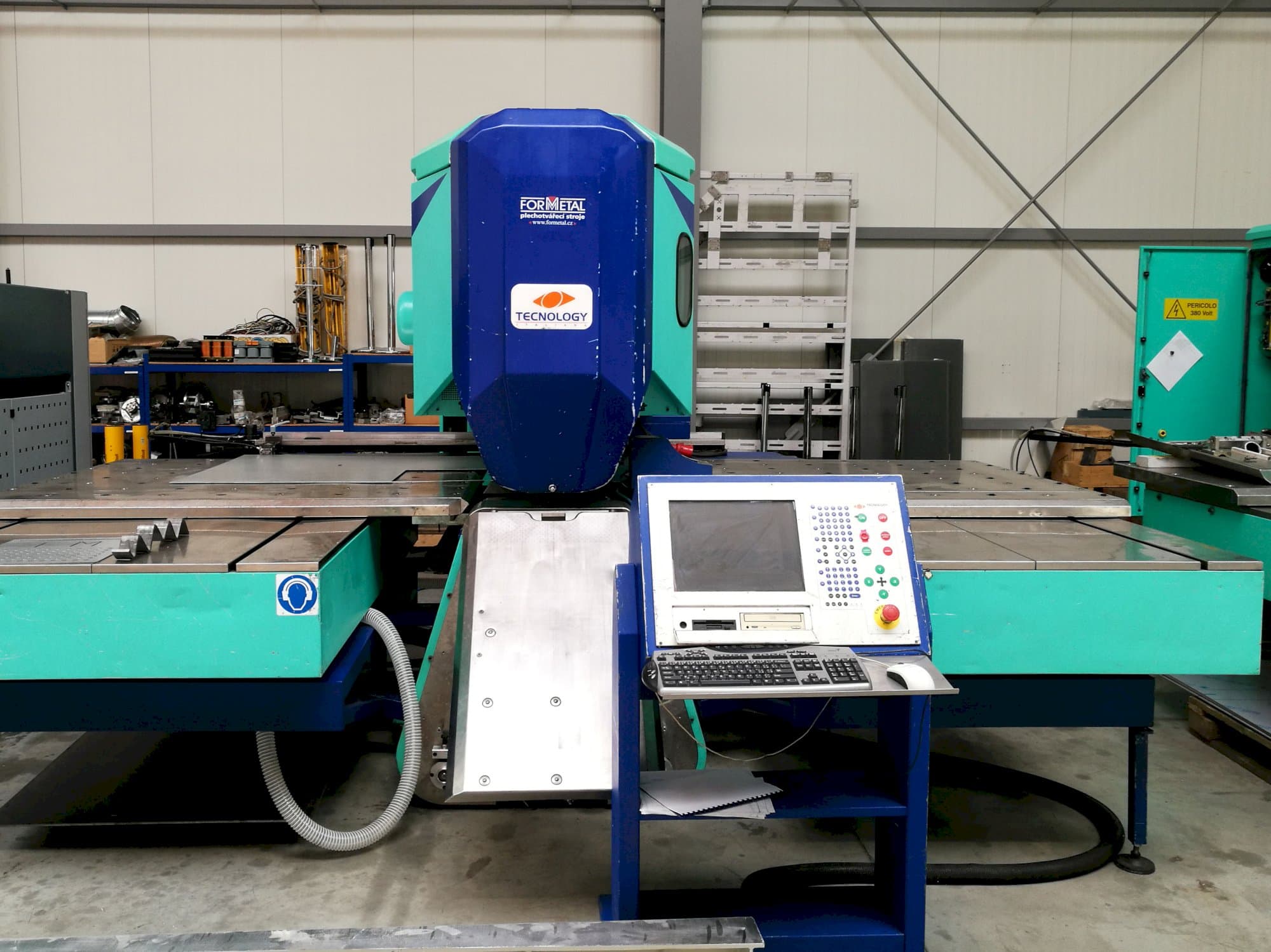 Koneen  TECNOLOGY Italiana etunäkymä TECNOTRANSFER 15 SR