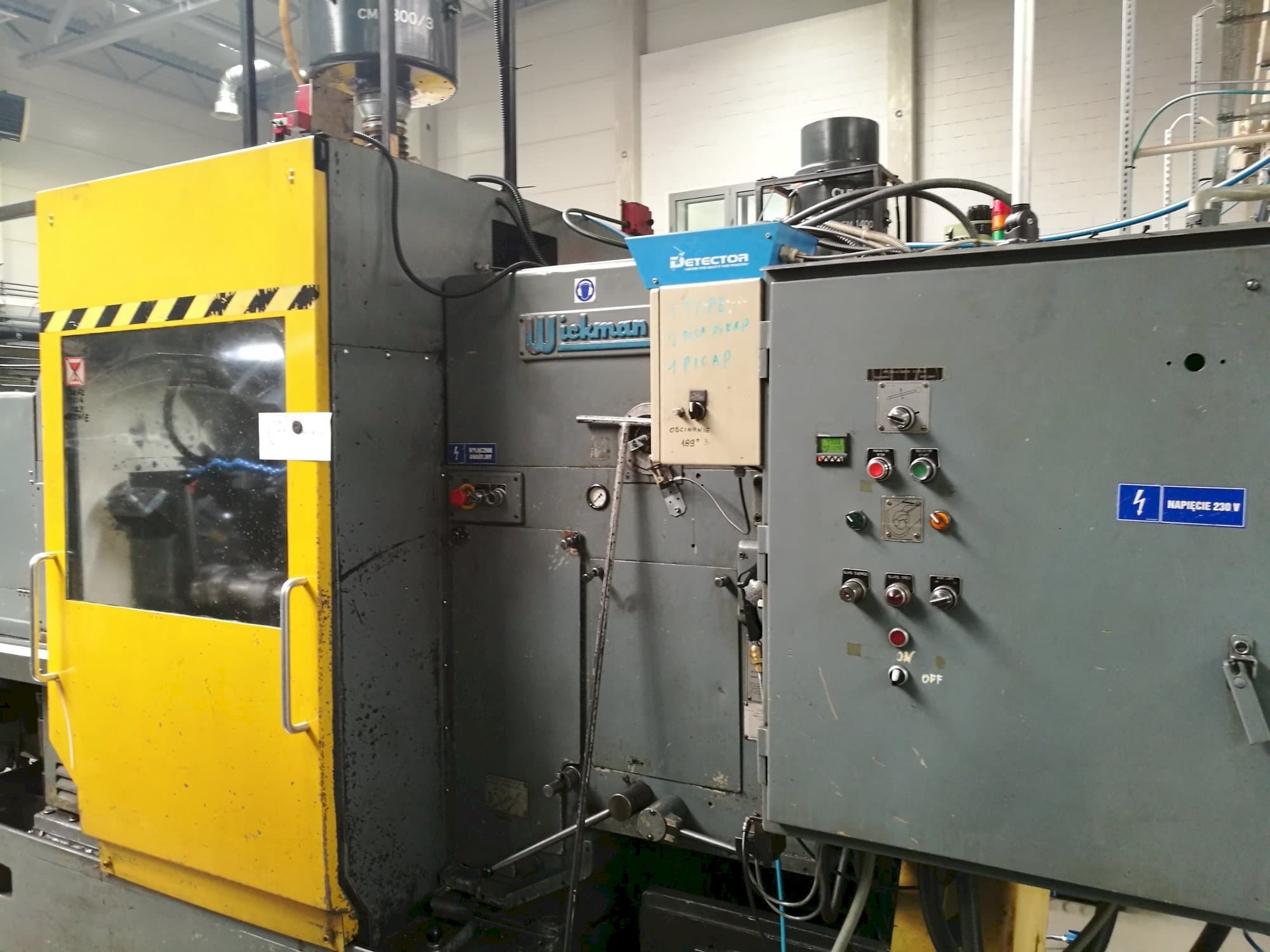 Koneen  Wickman 2  1/4"-6 etunäkymä