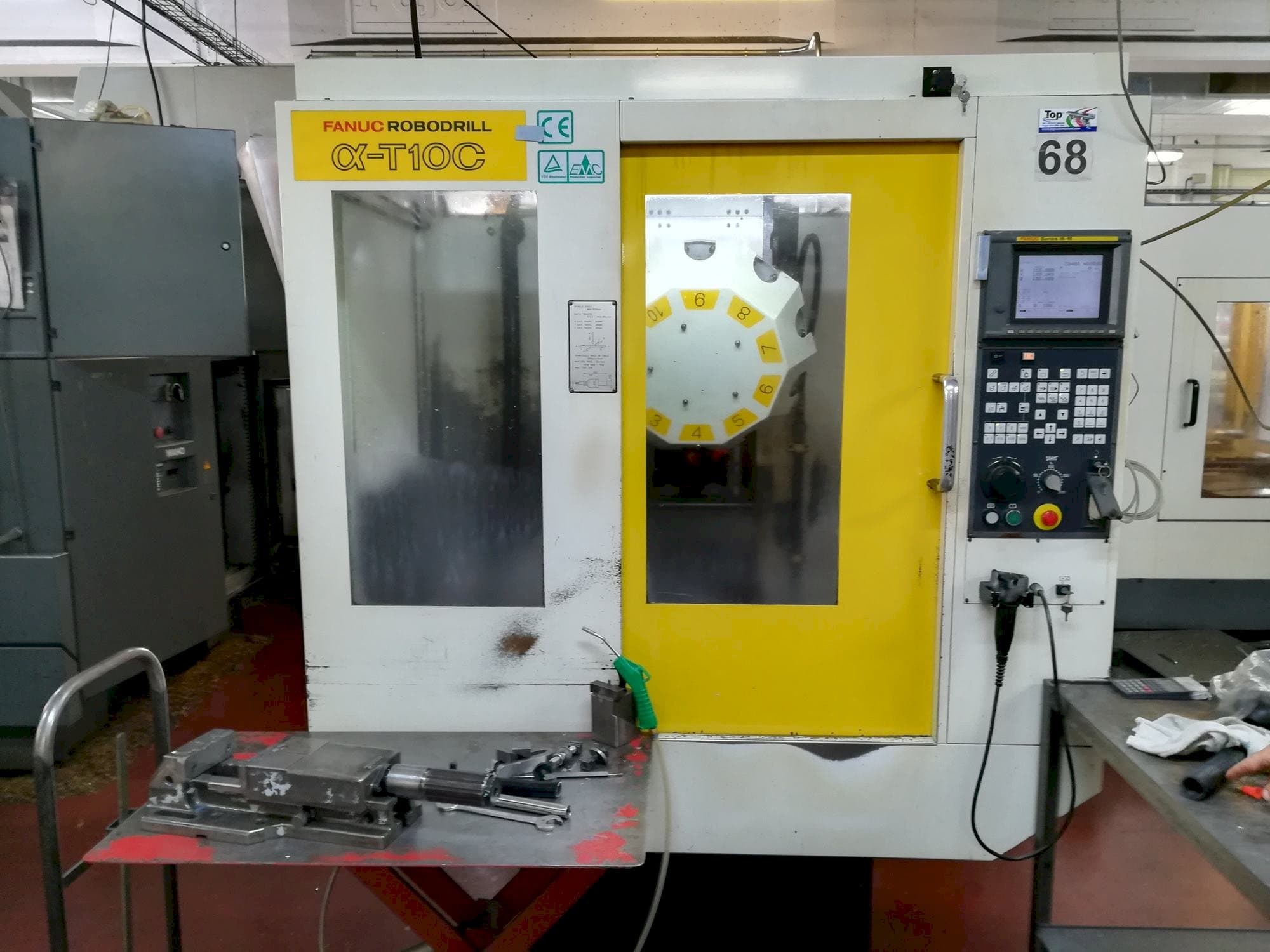 Koneen  FANUC Robodrill alpha-T 10 C etunäkymä