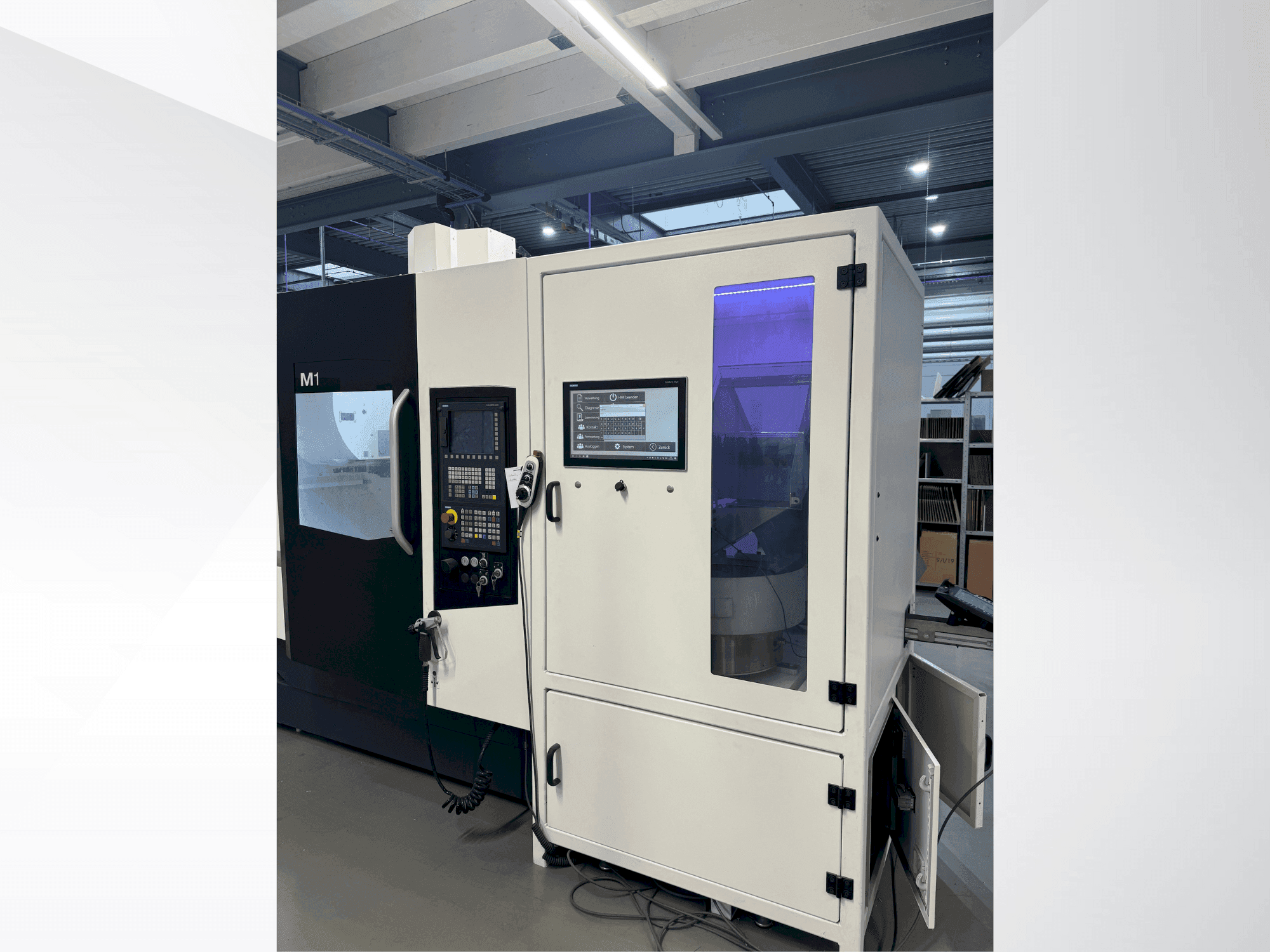 Koneen  DMG M1 etunäkymä