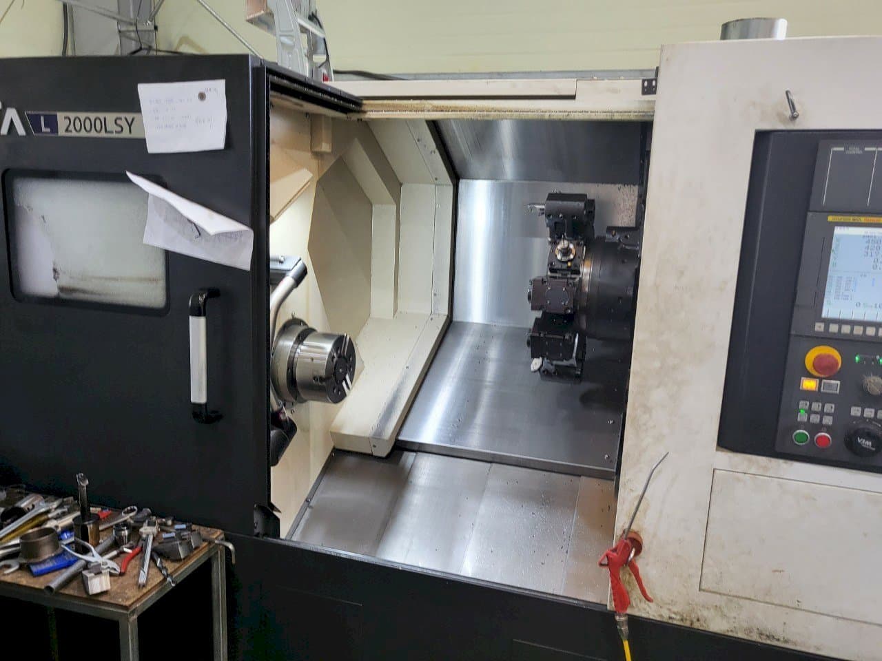 Koneen  Hyundai Wia L2000LSY etunäkymä