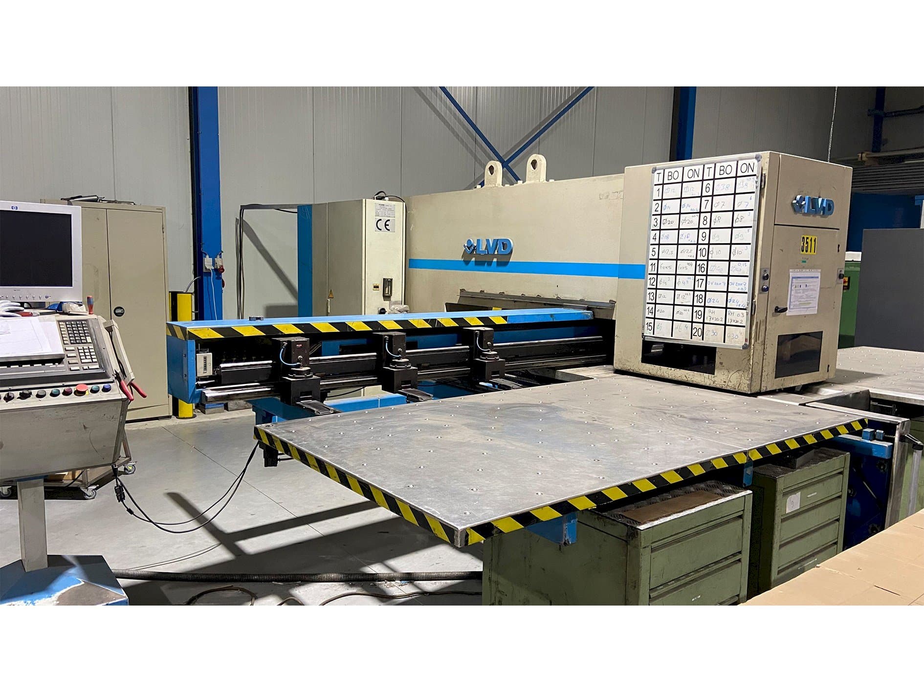 Koneen  LVD Delta 1250-LB-TN etunäkymä