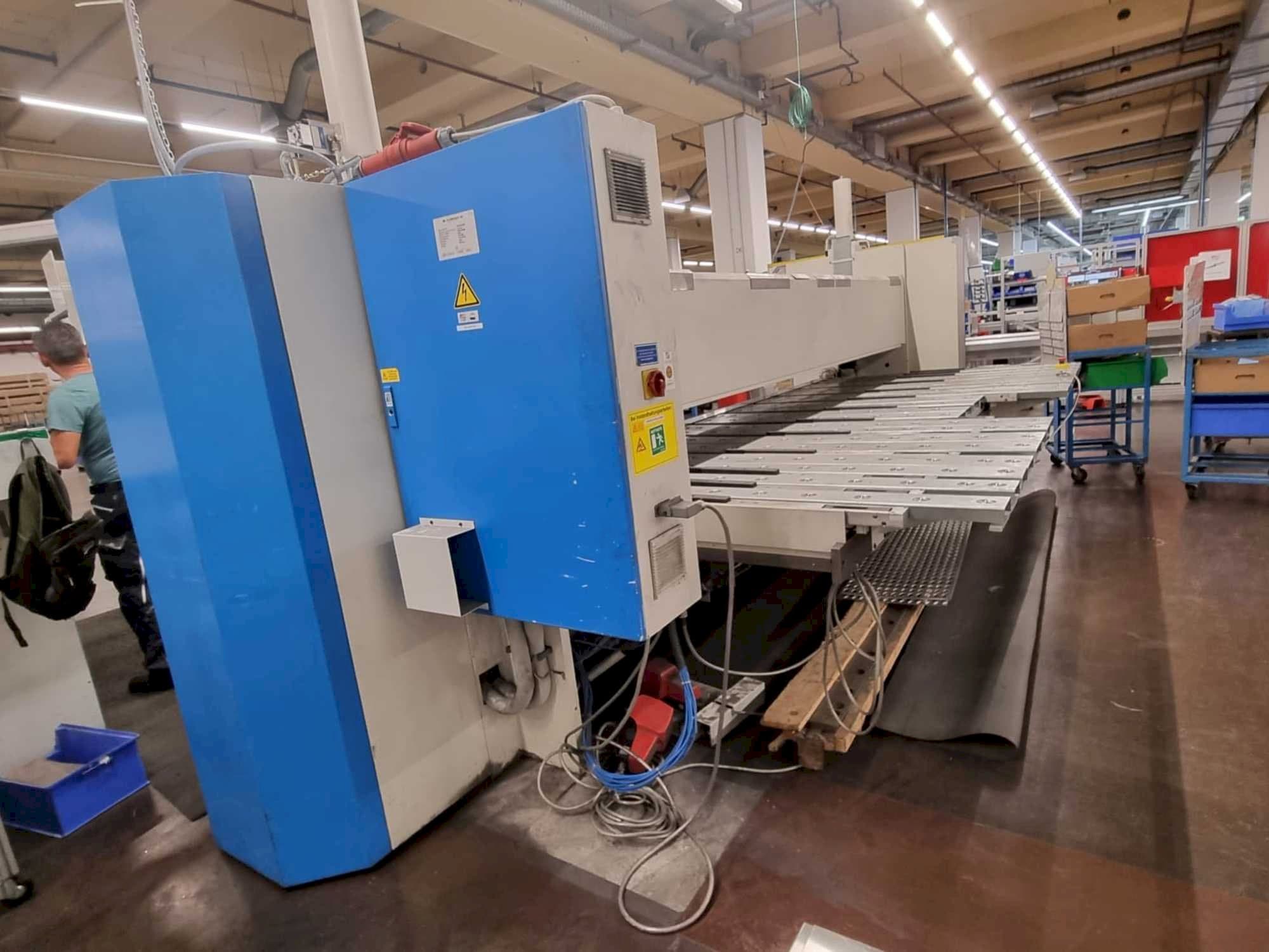 Koneen  SCHRODER-FASTI FP40-40/03 vasemman sivun näkymä