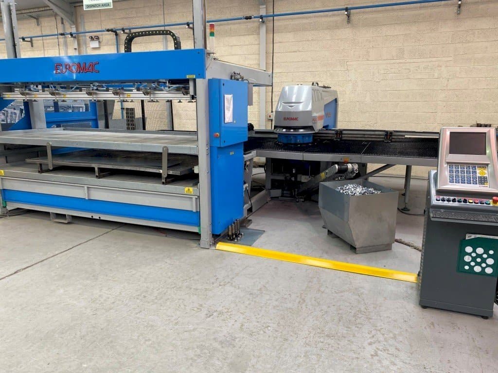 Koneen  Euromac MTX Flex 12 Hybrid etunäkymä