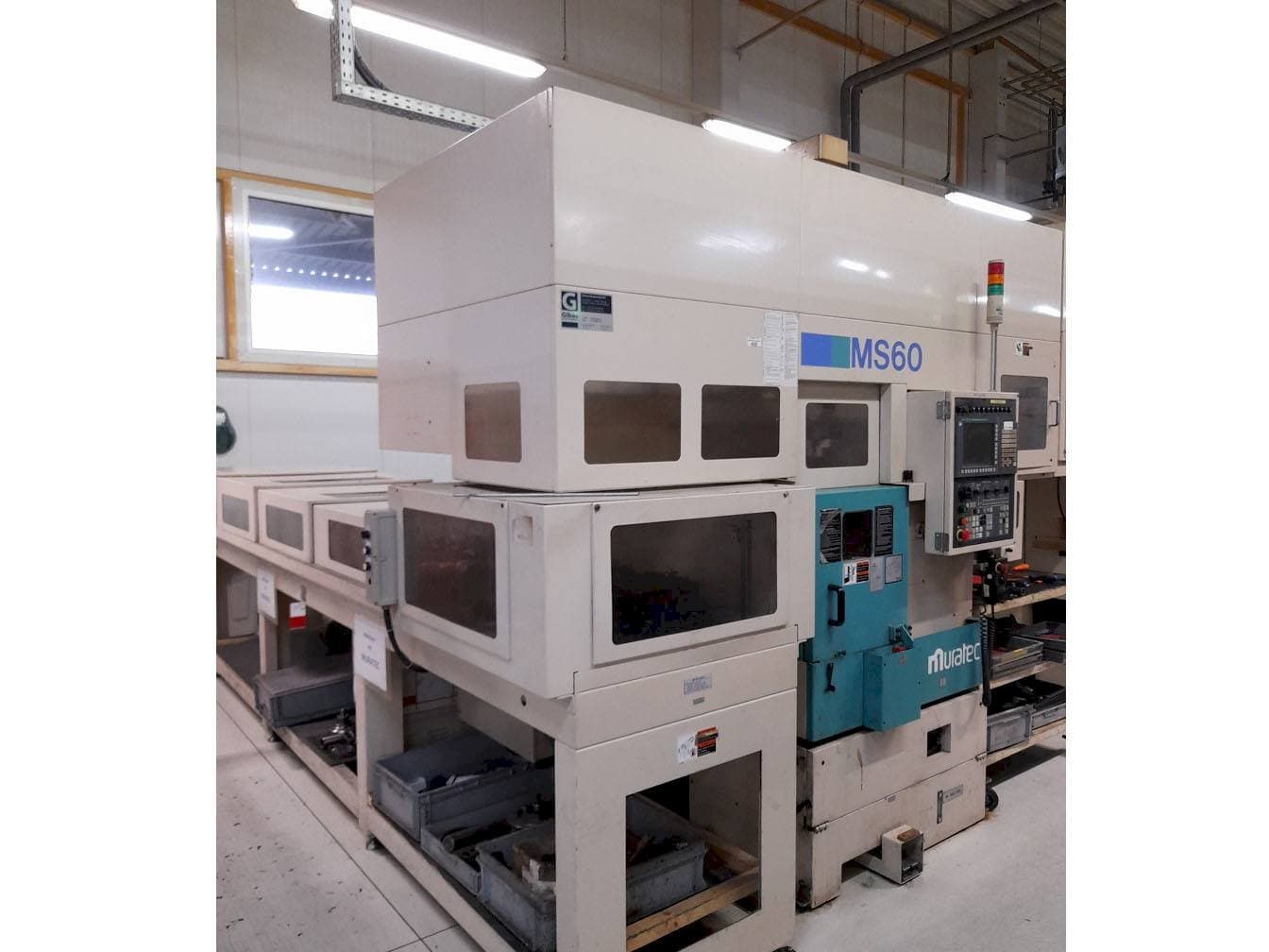 Koneen  Muratec MS60 etunäkymä