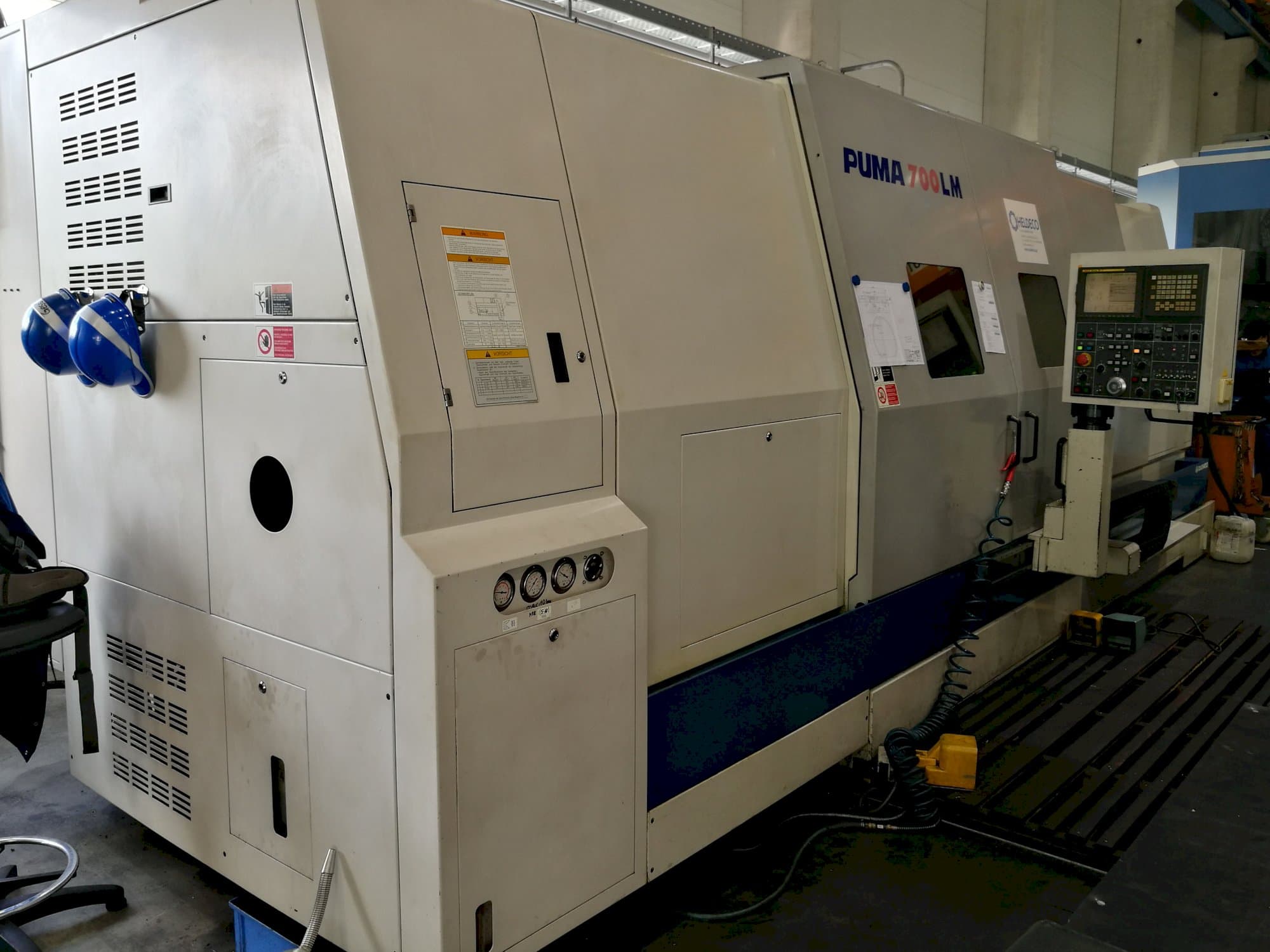 Koneen  Doosan vasen näkymä Puma 700 LM