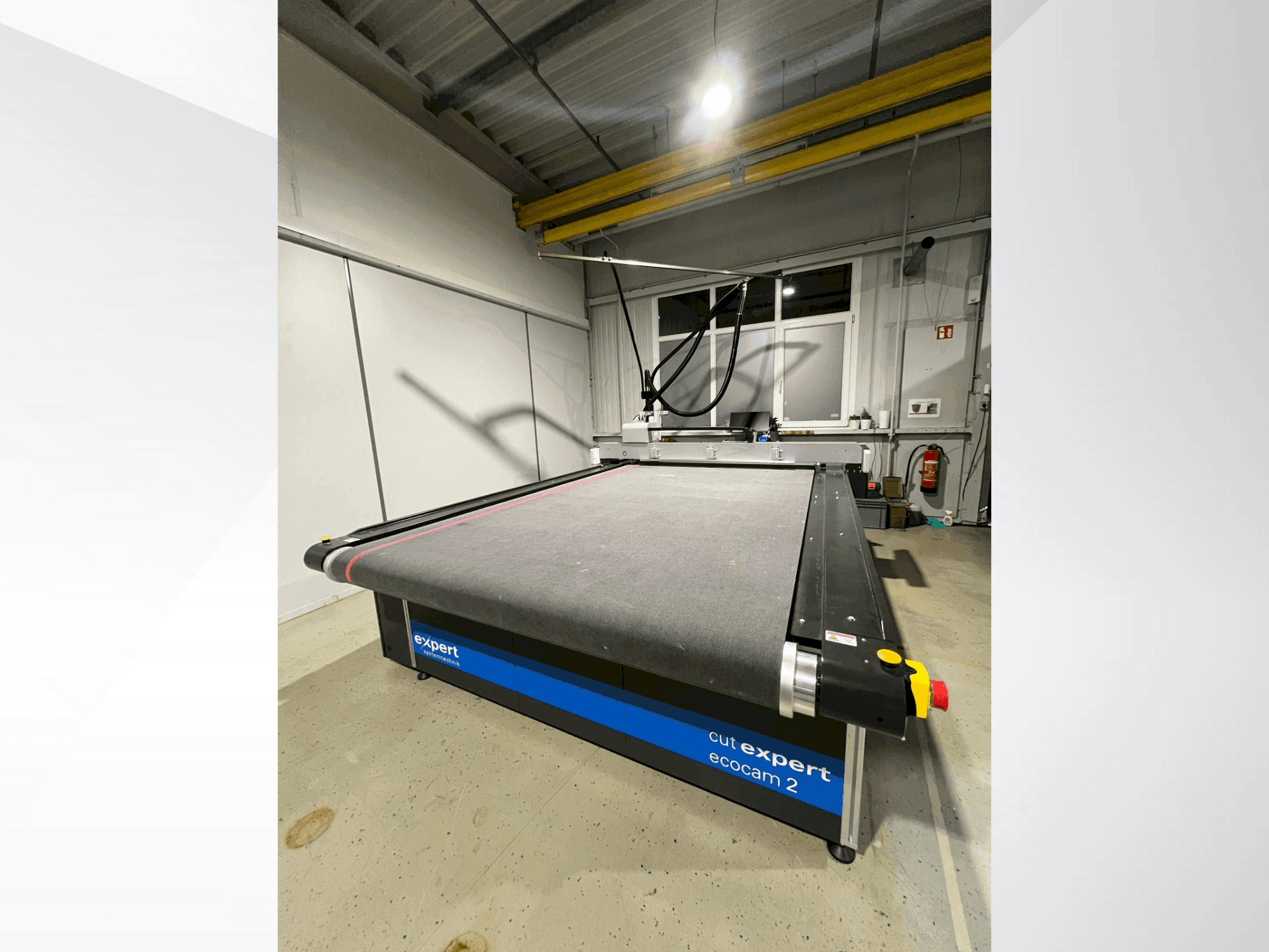 Koneen  EXPERT cut Expert ecocam 2 etunäkymä