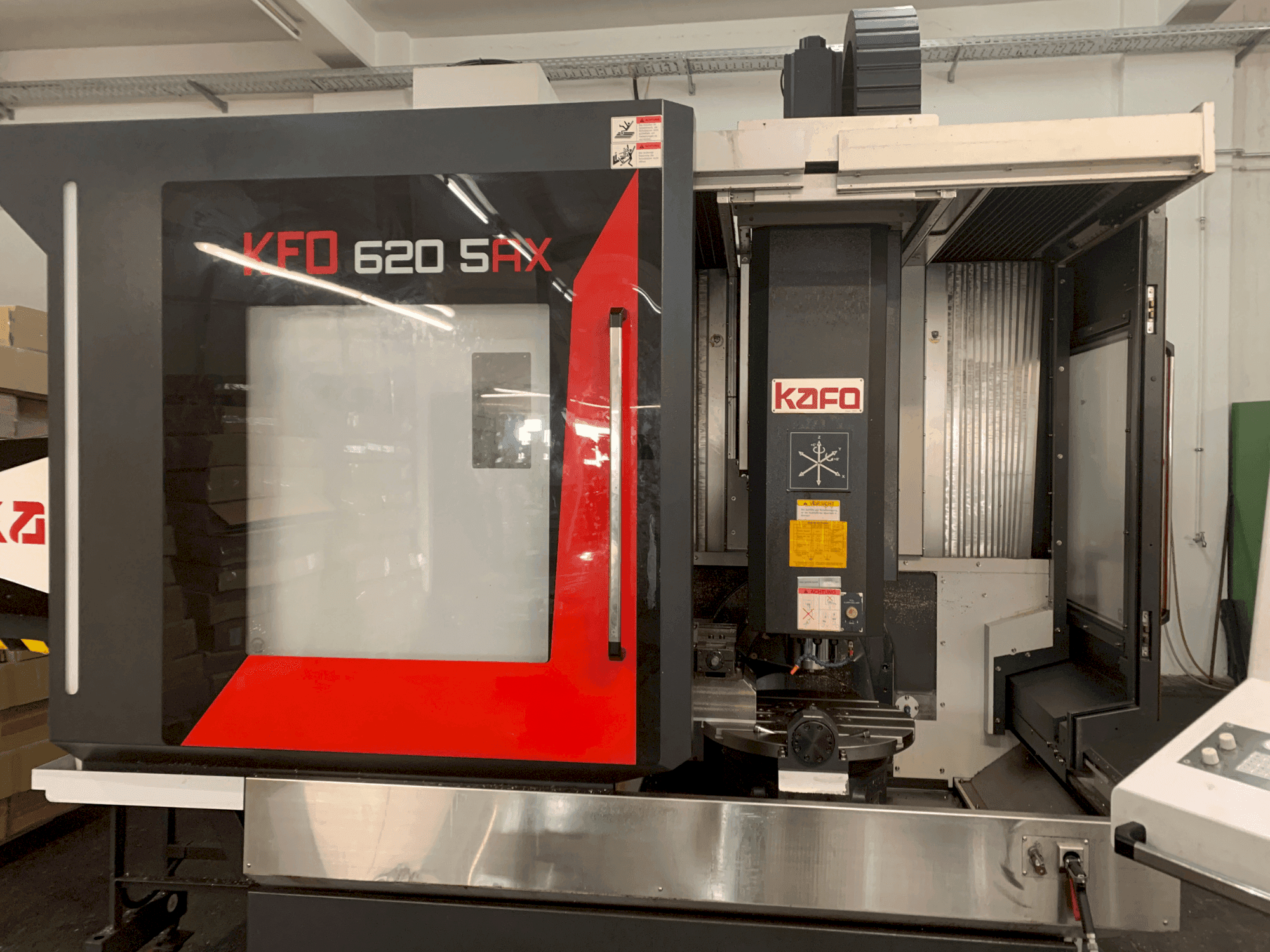 Koneen  KAFO KFO 620 5AX etunäkymä