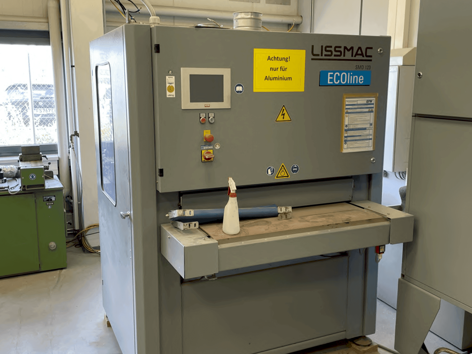 Koneen  LISSMAC SMD 123 RE etunäkymä