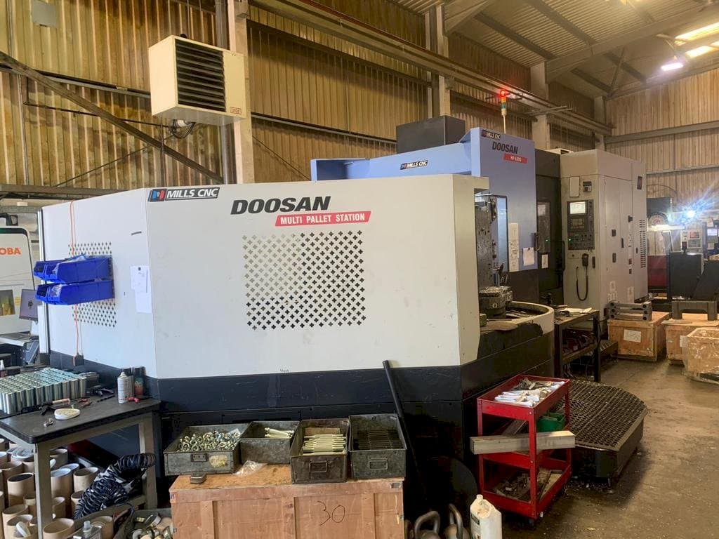 Koneen  Doosan HP 6300 etunäkymä