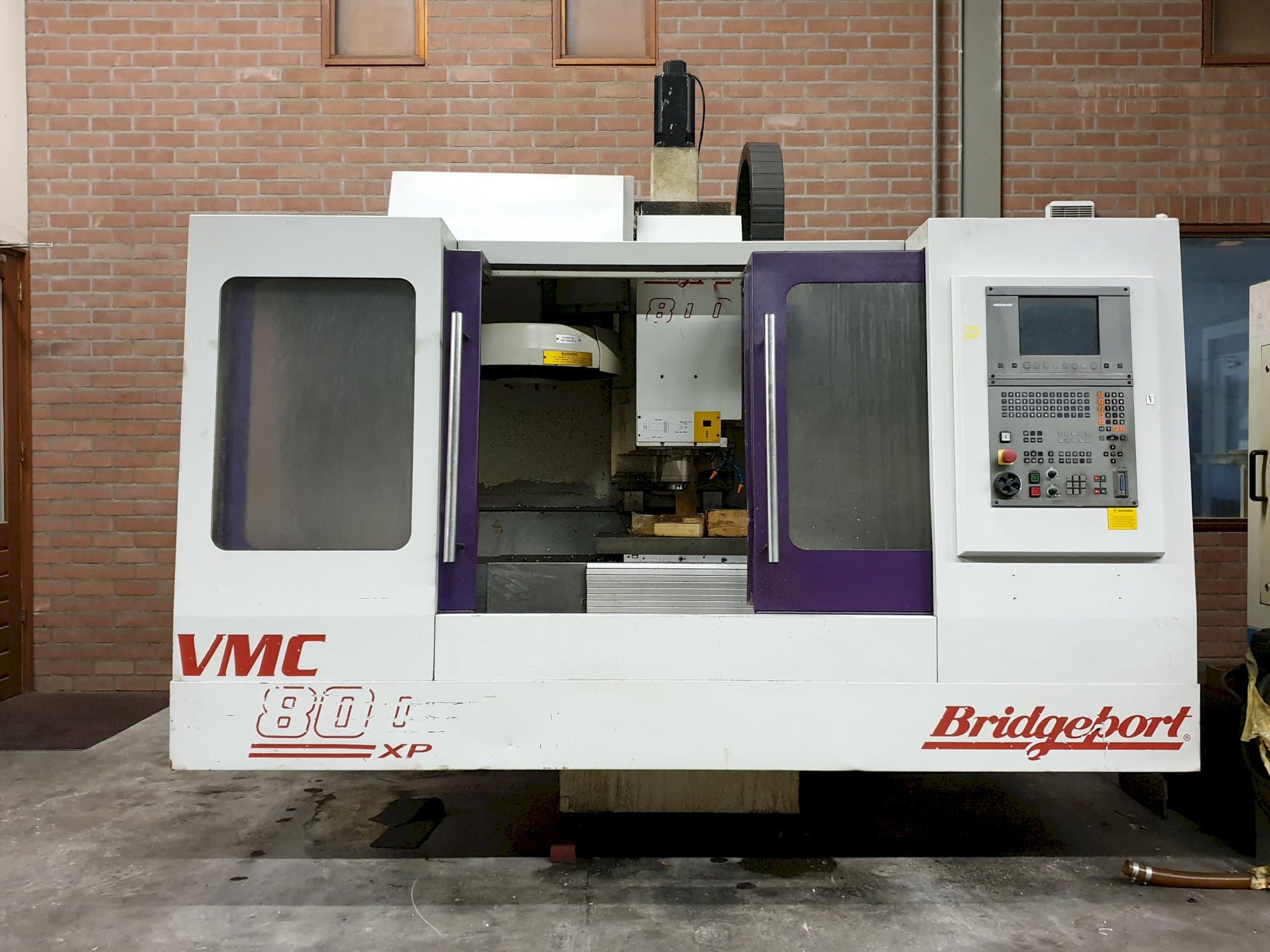 Koneen  Bridgeport etunäkymä VMC 800 22