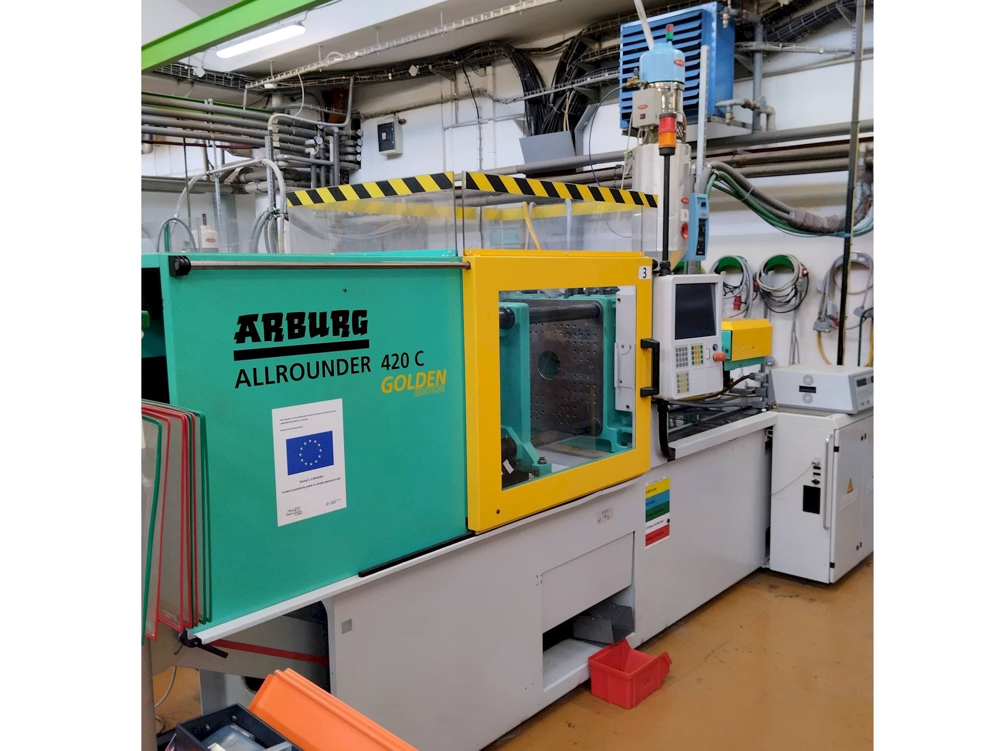 Koneen  Arburg 420C 1000-290 etunäkymä