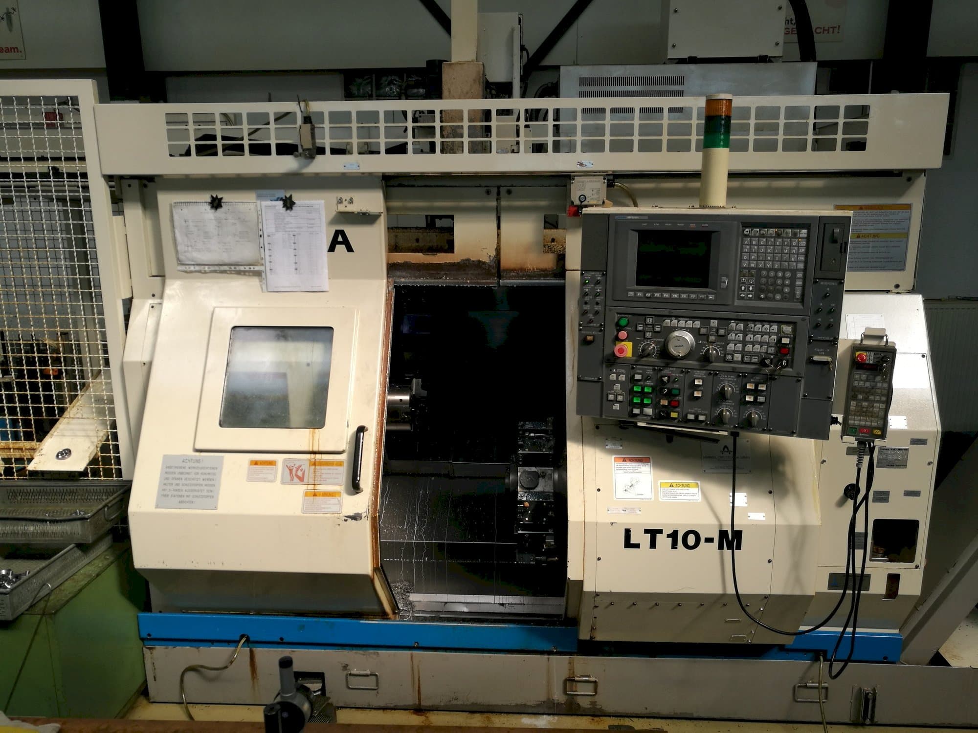 Koneen  Okuma LT10-M etunäkymä