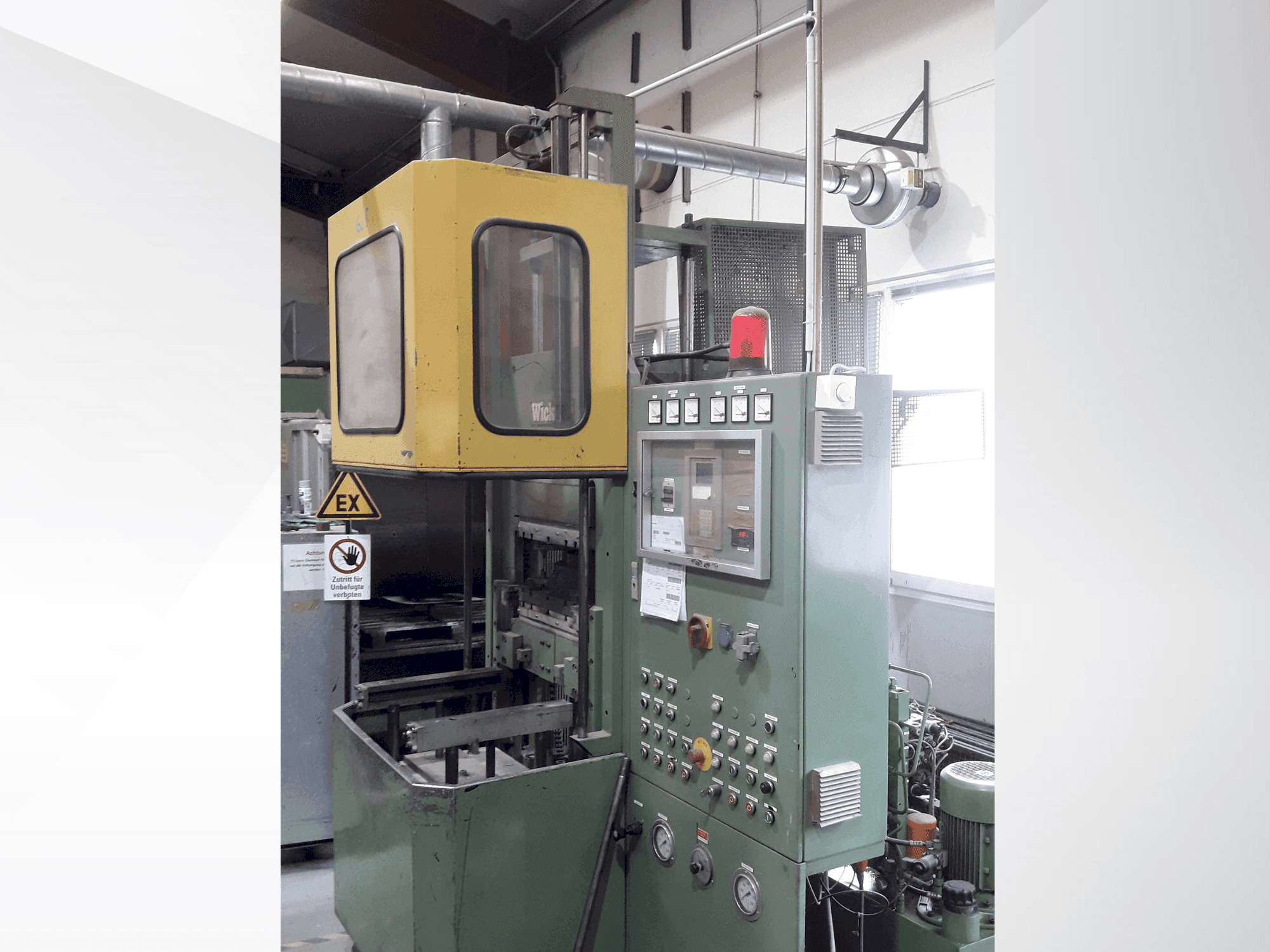 Koneen  WICKERT WKP 2000/5/5 etunäkymä